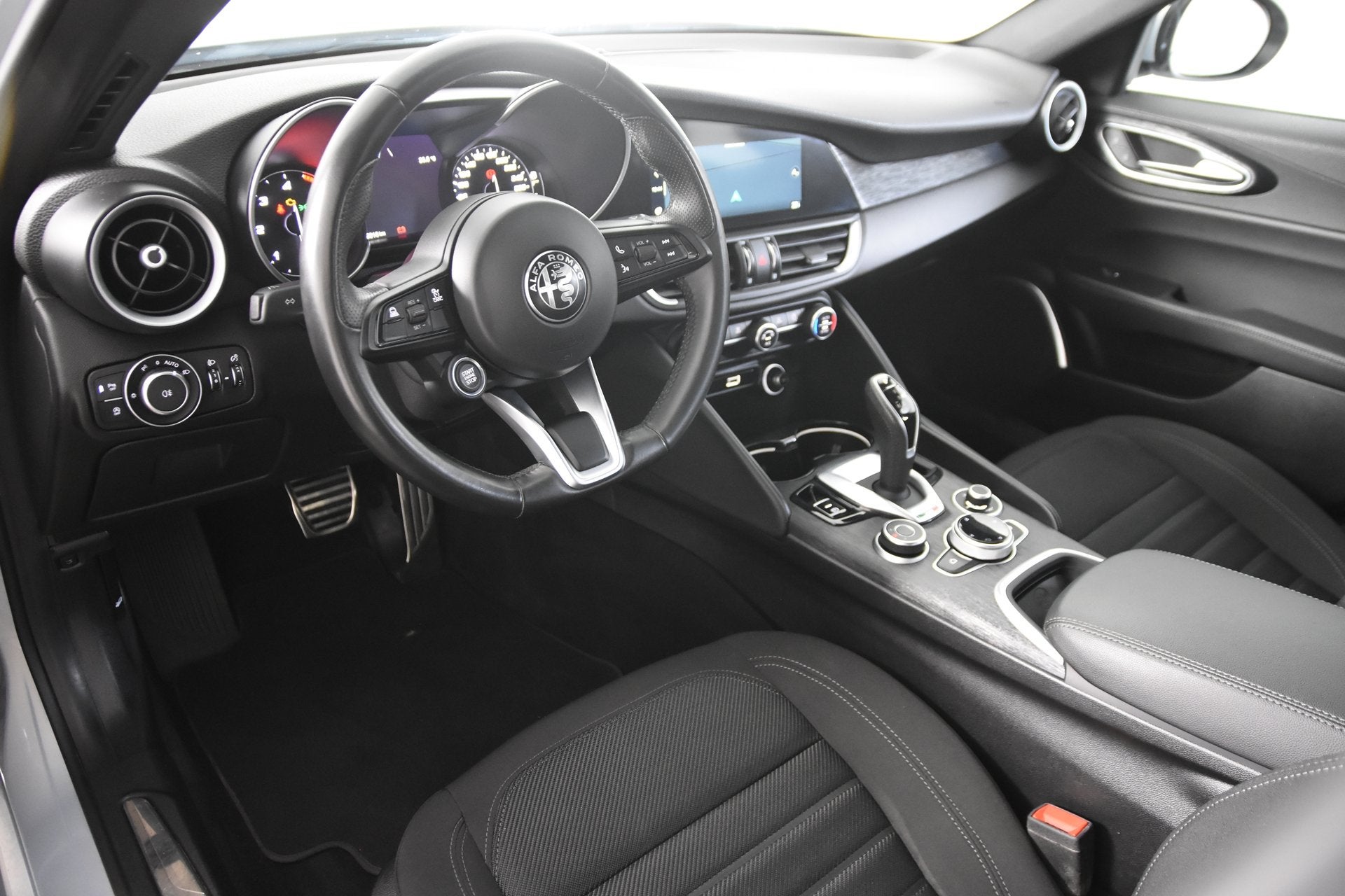 Alfa Romeo Giulia 2.2 Super Turbo Diesel *1ste eigenaar*Navi, Auto's, Alfa Romeo, Automaat, 745 kg, 4 cilinders, 160 pk