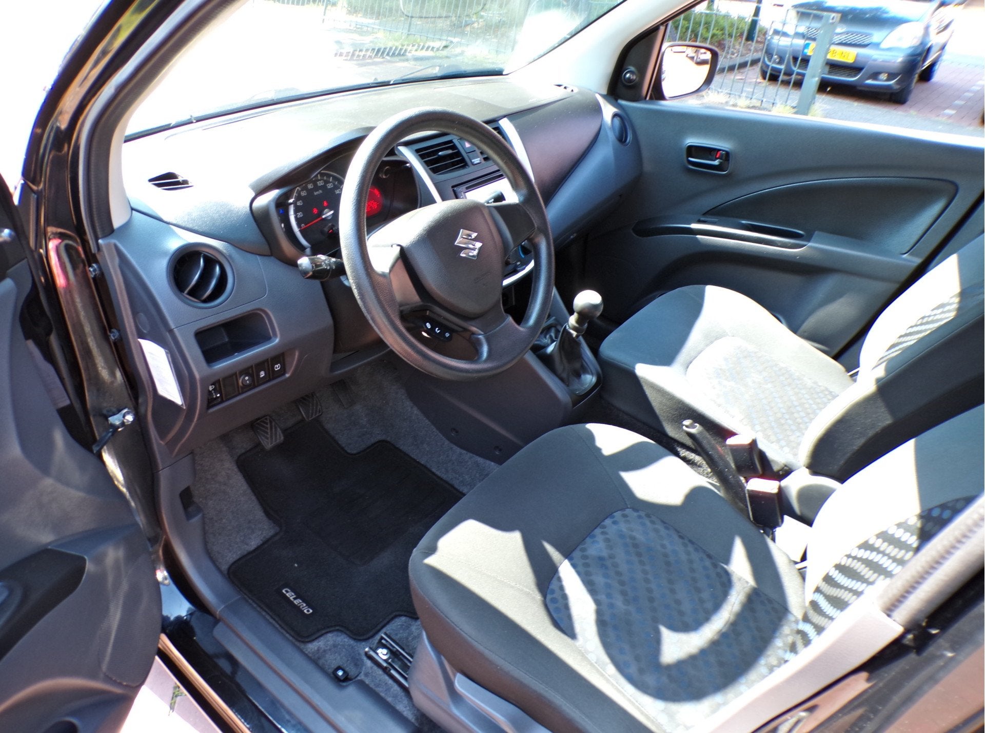 Suzuki Celerio 1.0 Comfort navigatie pakeersensoren achter, Auto's, Suzuki, 28 km/l, Gebruikt, Euro 6, 400 kg