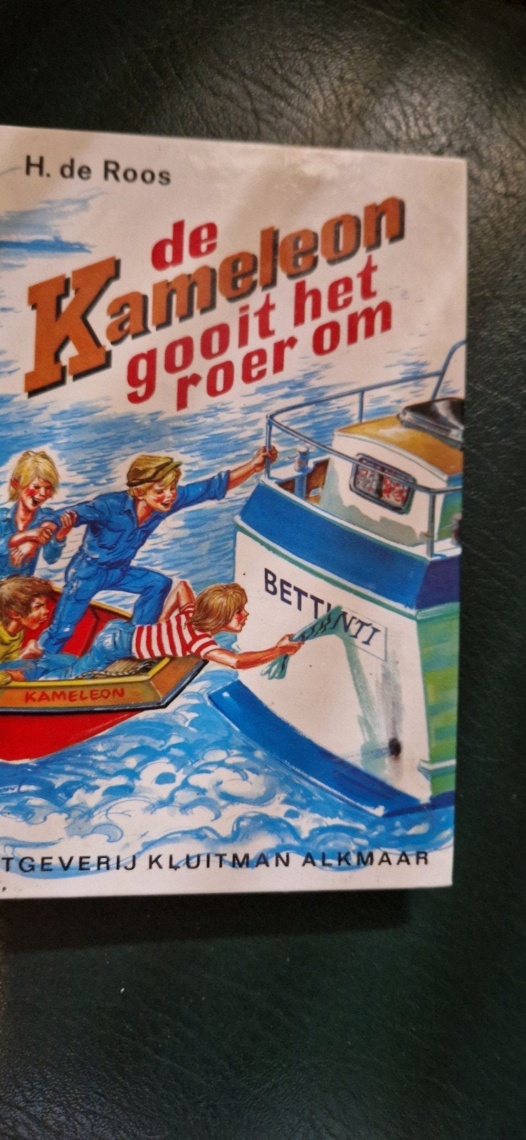 De kameleon, Ophalen