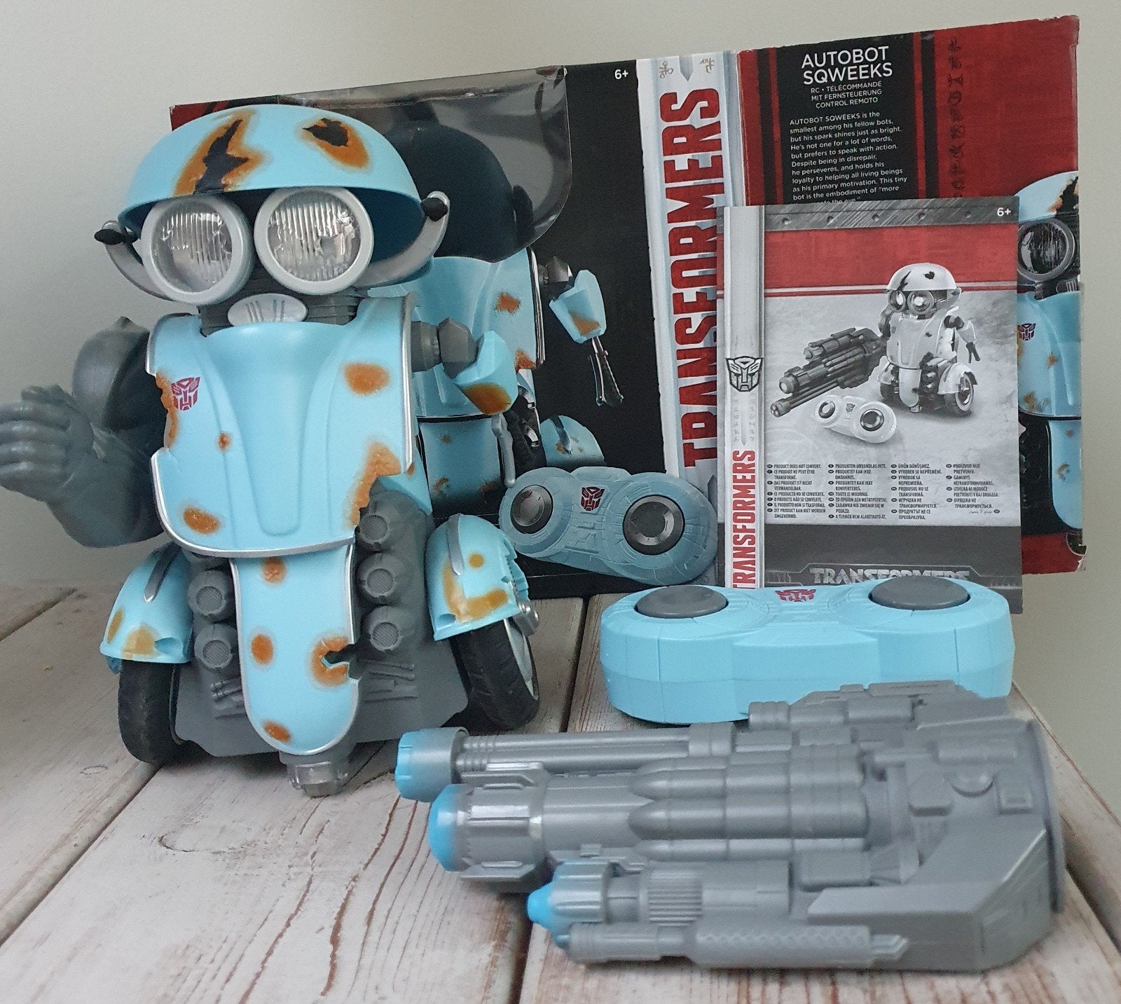 Transformer The Last Knight Autobot Sqweeks RC, Ophalen of Verzenden, Zo goed als nieuw