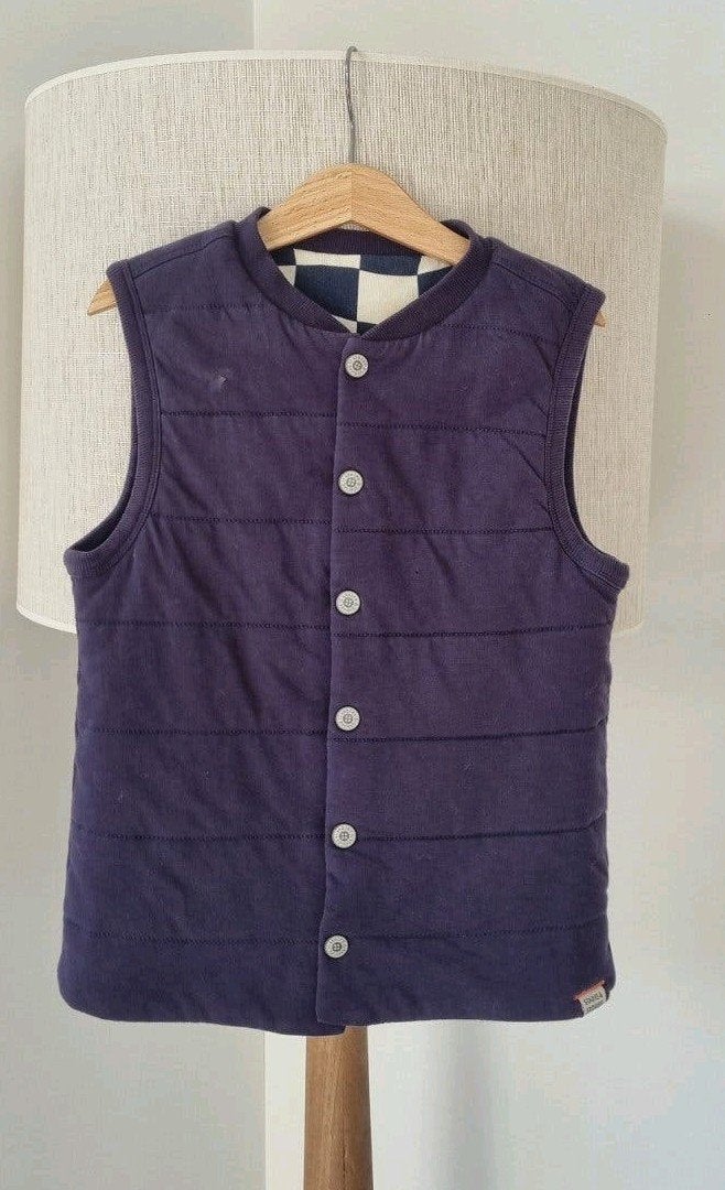 Reversible  vest /gilet in maat 134, Ophalen of Verzenden, Zo goed als nieuw, Meisje, Trui of Vest