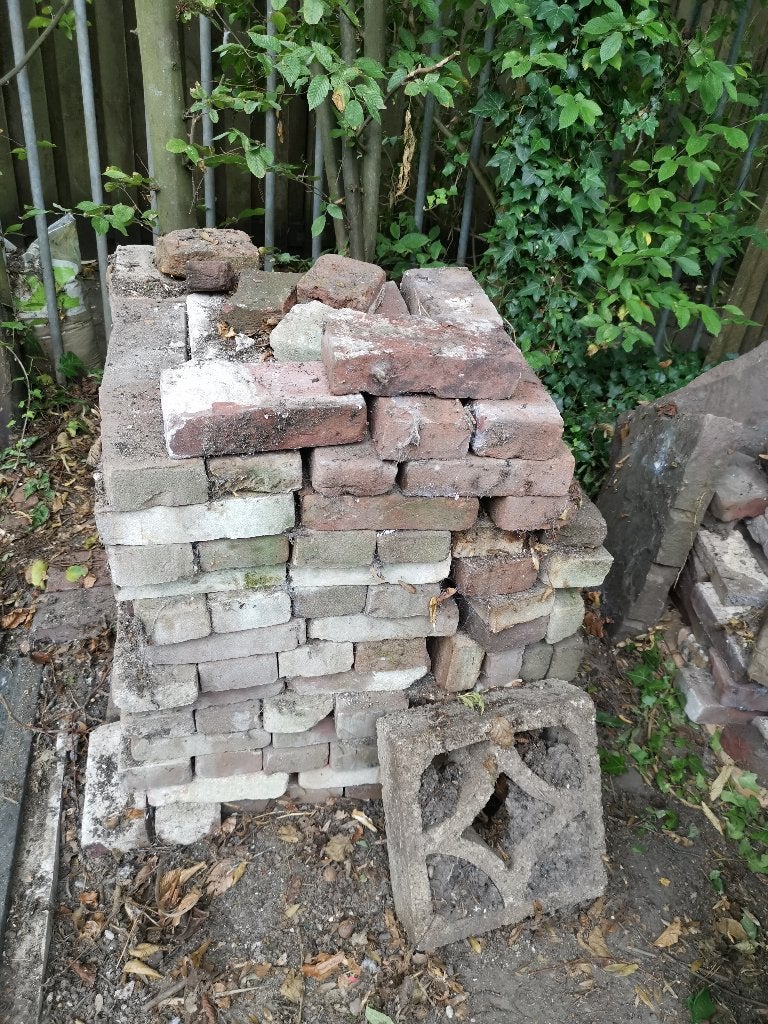 Bakstenen divers. Van klinkers tot kloostermoppen