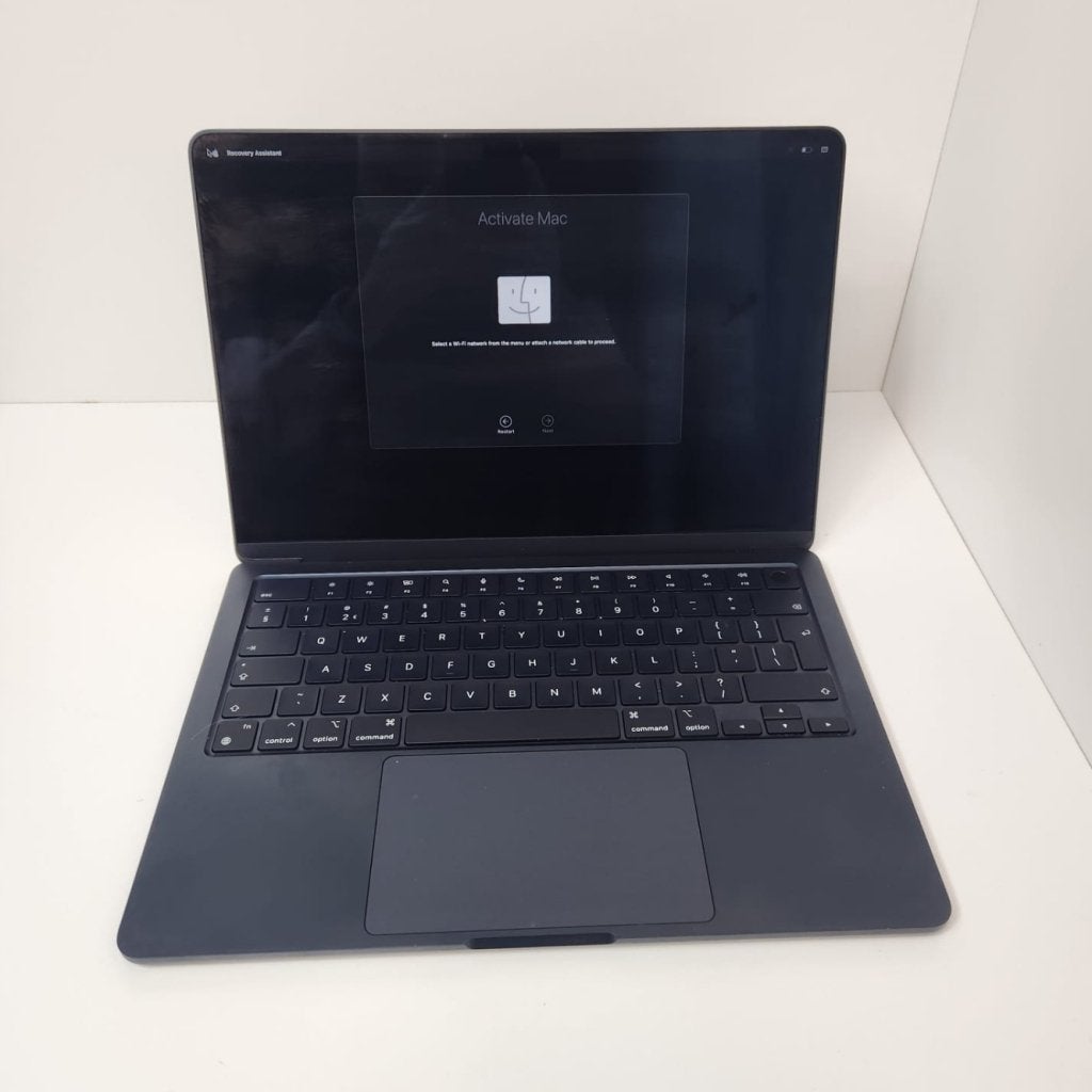 Apple Macbook Air 13 M2 8GB 256GB 100% | Zeer nette staat, Apple, Zo goed als nieuw, Support@apple.com, One Apple Park Way
Cupertino, CA 95014
United States