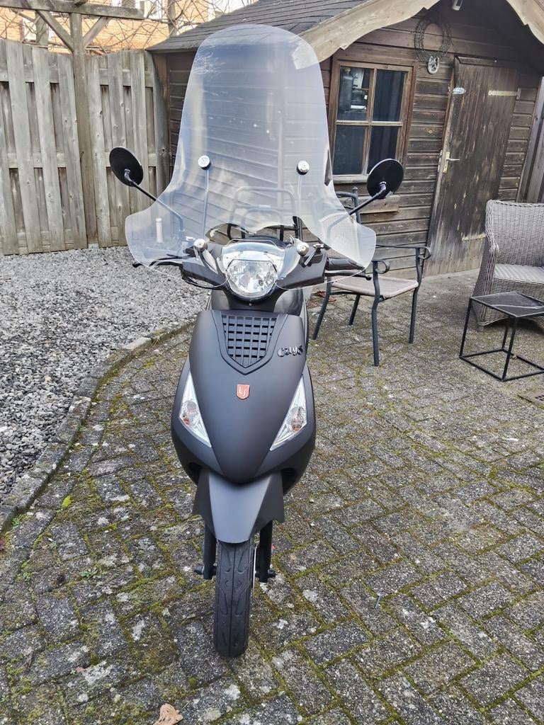 Scooter City s, Fietsen en Brommers, Ophalen, Zo goed als nieuw, Benzine, Overige merken