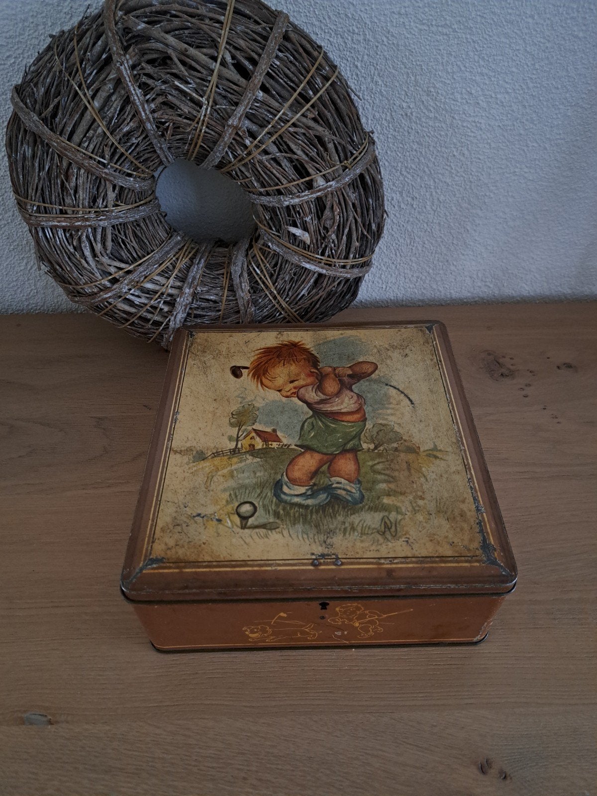 Oude blikken bewaar blik golfend jongen 23-22-8 cm Van Nelle, Antiek en Kunst, Ophalen of Verzenden
