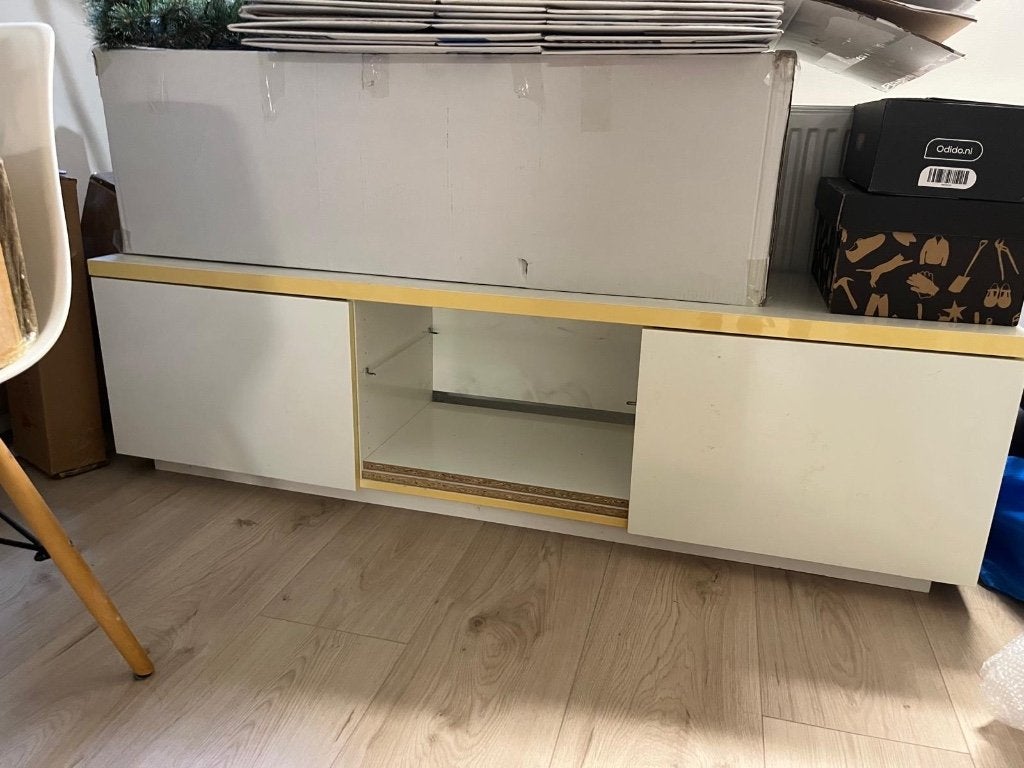 IKEA BESTÅ TV-meubel – wit – €10, Huis en Inrichting, Ophalen, Gebruikt, 150 tot 200 cm, Minder dan 100 cm