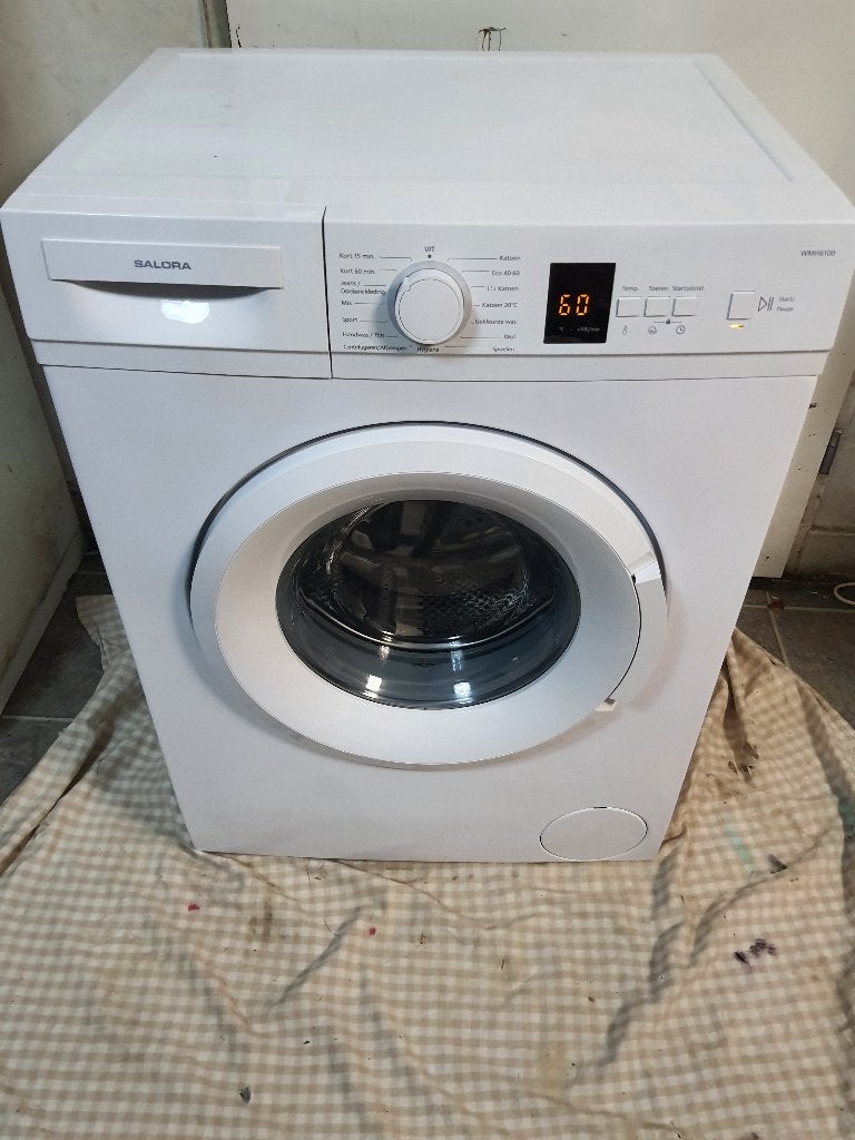 ZGAN Salora wasmachine werkt Perfect (3 maanden oud), Ophalen, Minder dan 85 cm, Zo goed als nieuw, Voorlader