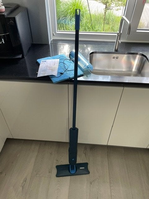 Phillips One Up Electrische dweil, Huis en Inrichting, Schoonmaakartikelen, Ophalen, Mop of Dweil