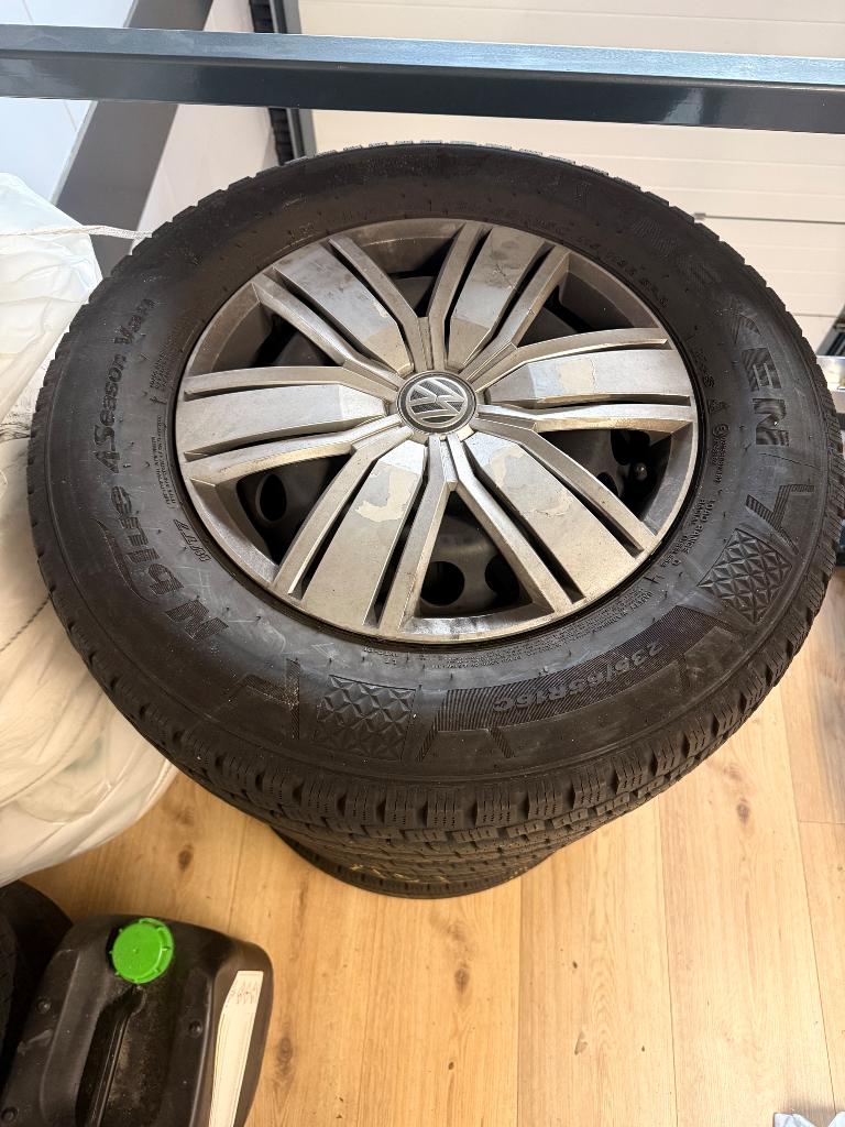 Wieldoppen Vw Crafter, Ophalen, Gebruikt