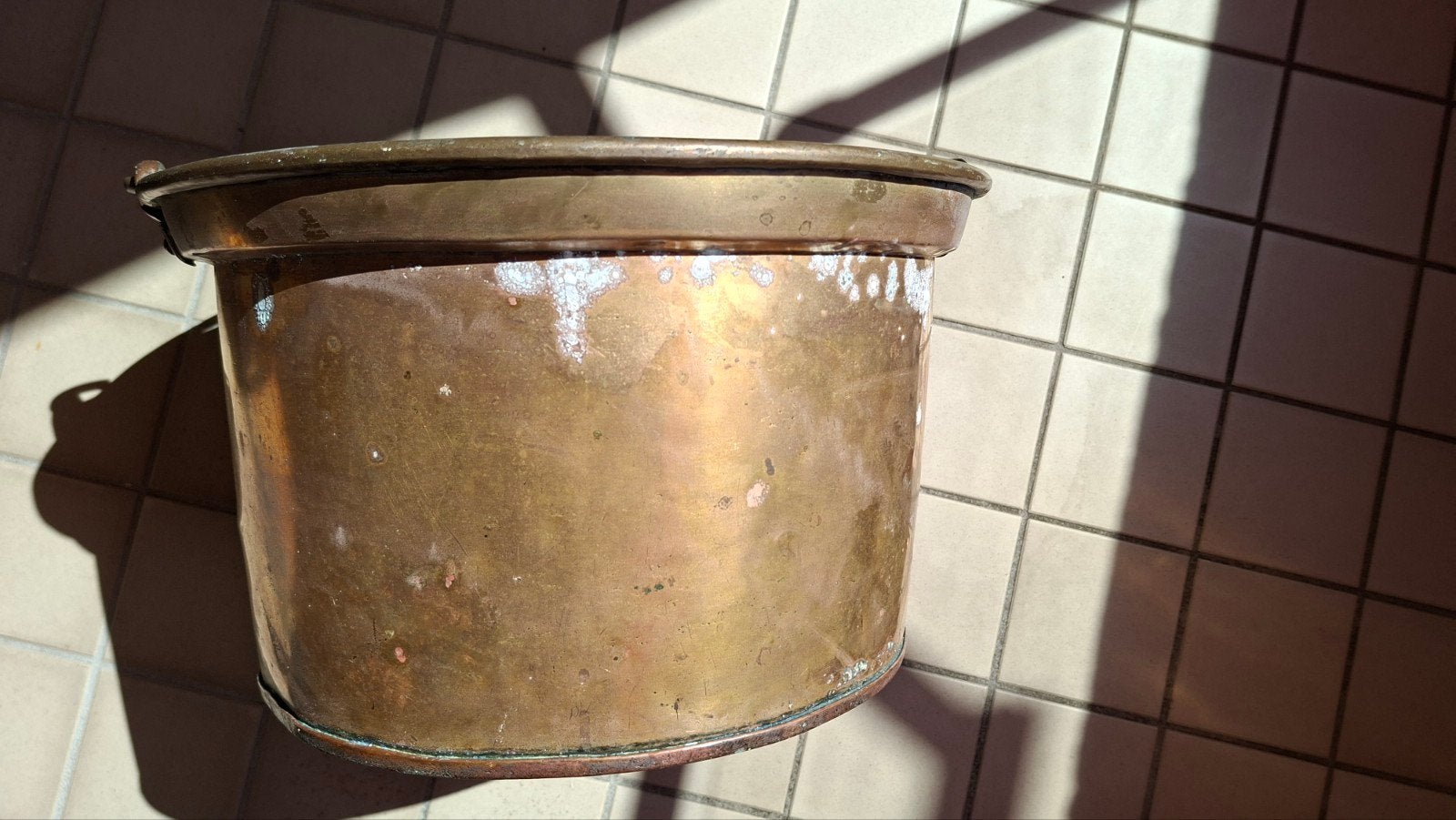 Mooie decoratieve antieke koperen pot, Ophalen
