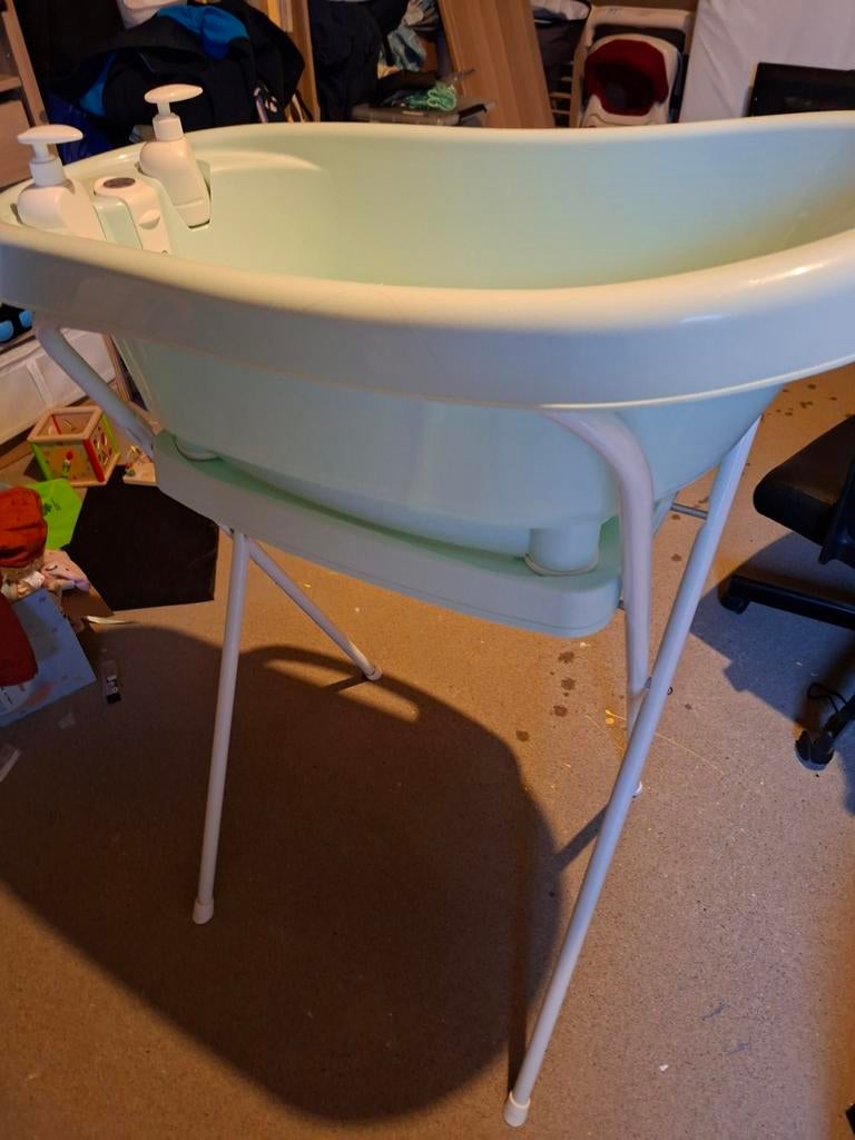 Mintgroen babybadje op standaard, Ophalen, Gebruikt, Badje, Standaard