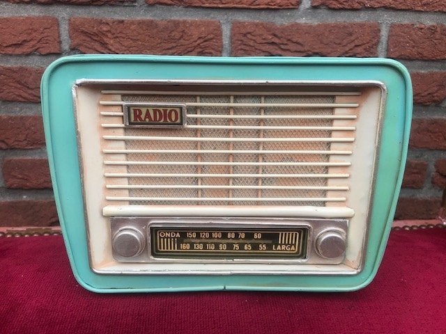 leuke blikken radio/spaarpot, Ophalen of Verzenden