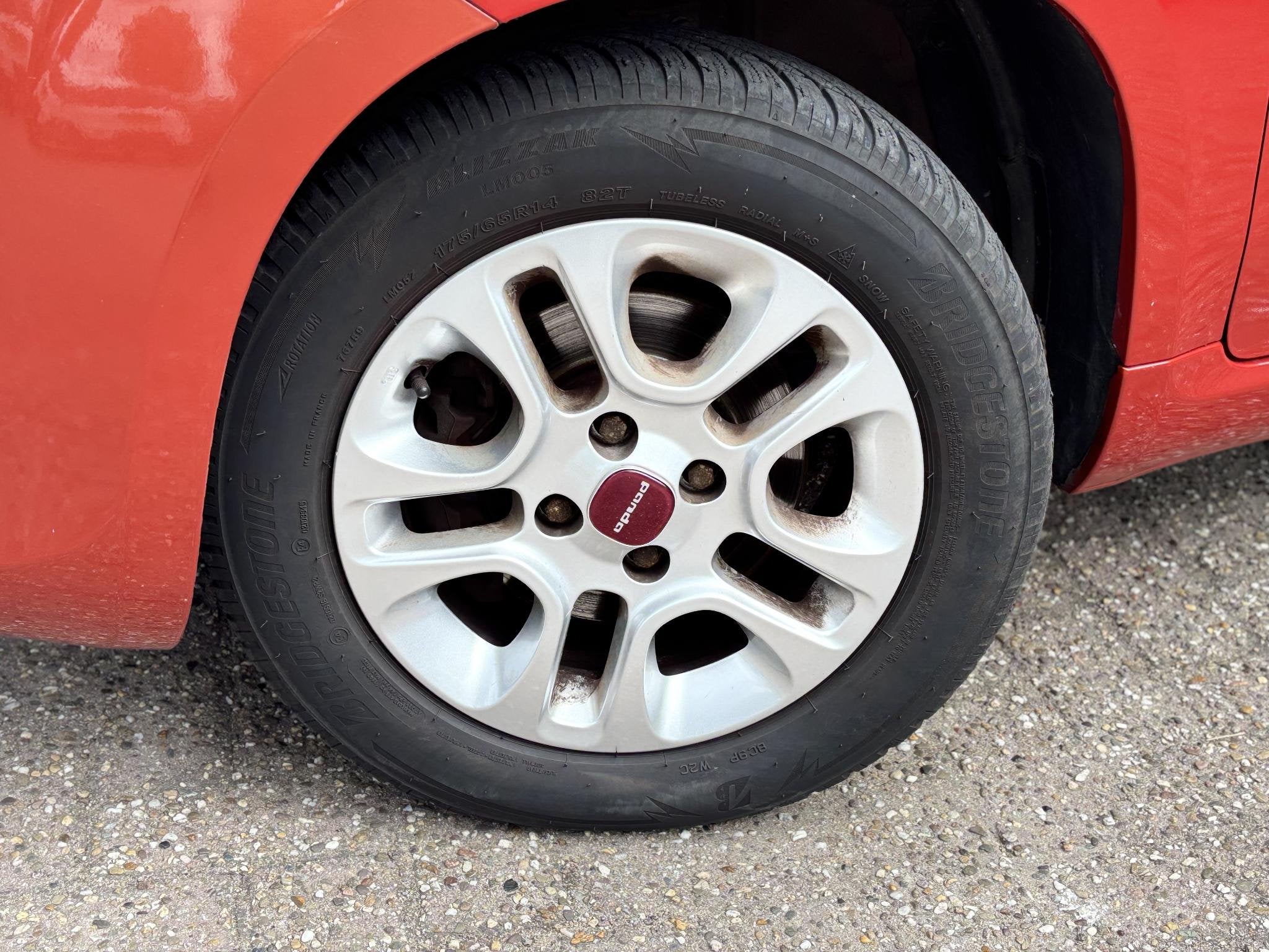 Fiat Panda 0.9 TwinAir Lounge | Panoramadak | Airco | Sensor, Auto's, Fiat, Euro 5, Panda, Origineel Nederlands, 955 kg