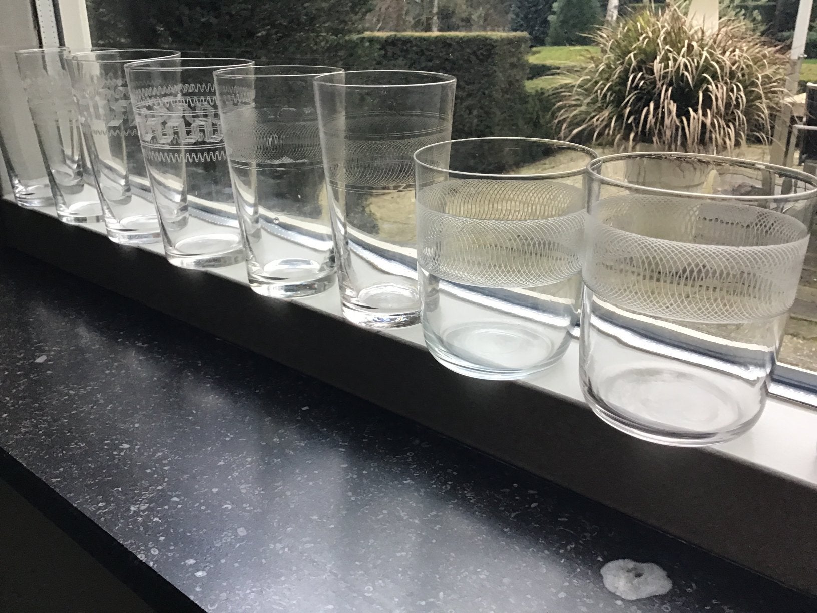 6/ANTIEKE “WATER/LIMONADE GLAZEN” met GUILLOUCHE GRAVERING, Ophalen