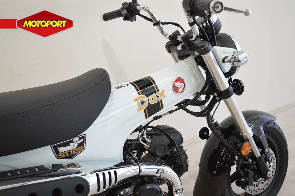 Honda DAX 125 (bj 2026), Motoren, Motoren | Honda, Wijngaardveld 1
9300  AALST, BE, Bedrijf, Mc.benelux@honda-eu.com, HONDA MOTOR EUROPE Ltd Belgian Branch