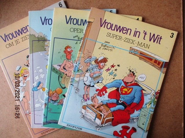 adv0403 vrouwen in t wit, Boeken, Eén stripboek, Ophalen, Gelezen