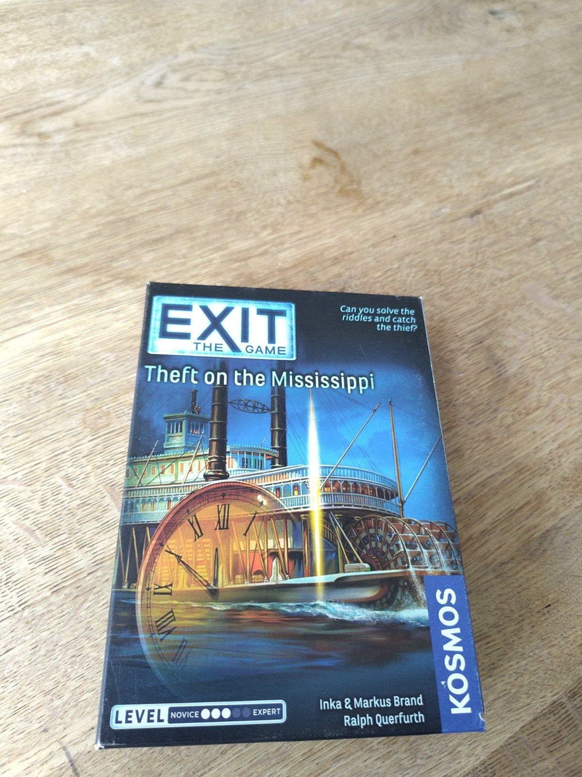 EXIT The Game: Theft on the Mississippi - Ontsnappingsspel, Hobby en Vrije tijd, Gezelschapsspellen | Bordspellen, Een of twee spelers