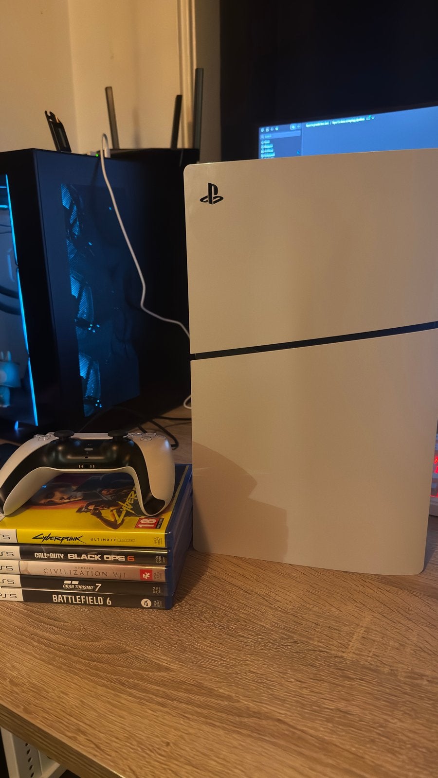PlayStation 5 Slim Disc Edition met 5 games en controller, Ophalen, Zo goed als nieuw