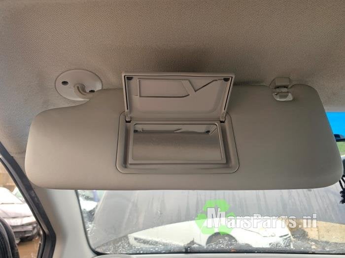 Zonneklep van een Chevrolet Spark, Gebruikt, -, Ophalen of Verzenden, -