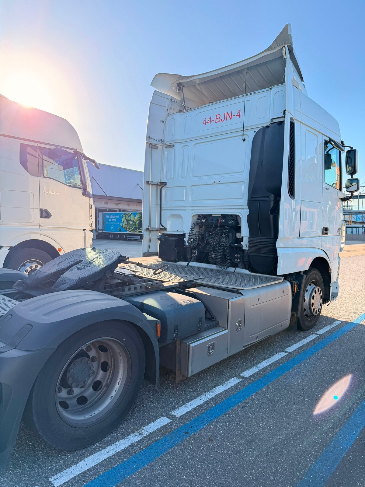 DAF XF 460 FT Lowdeck 2017 | Retarder | ACC | Lane Assist, Auto's, Vrachtwagens, Automaat, Wit, Leder, Diesel