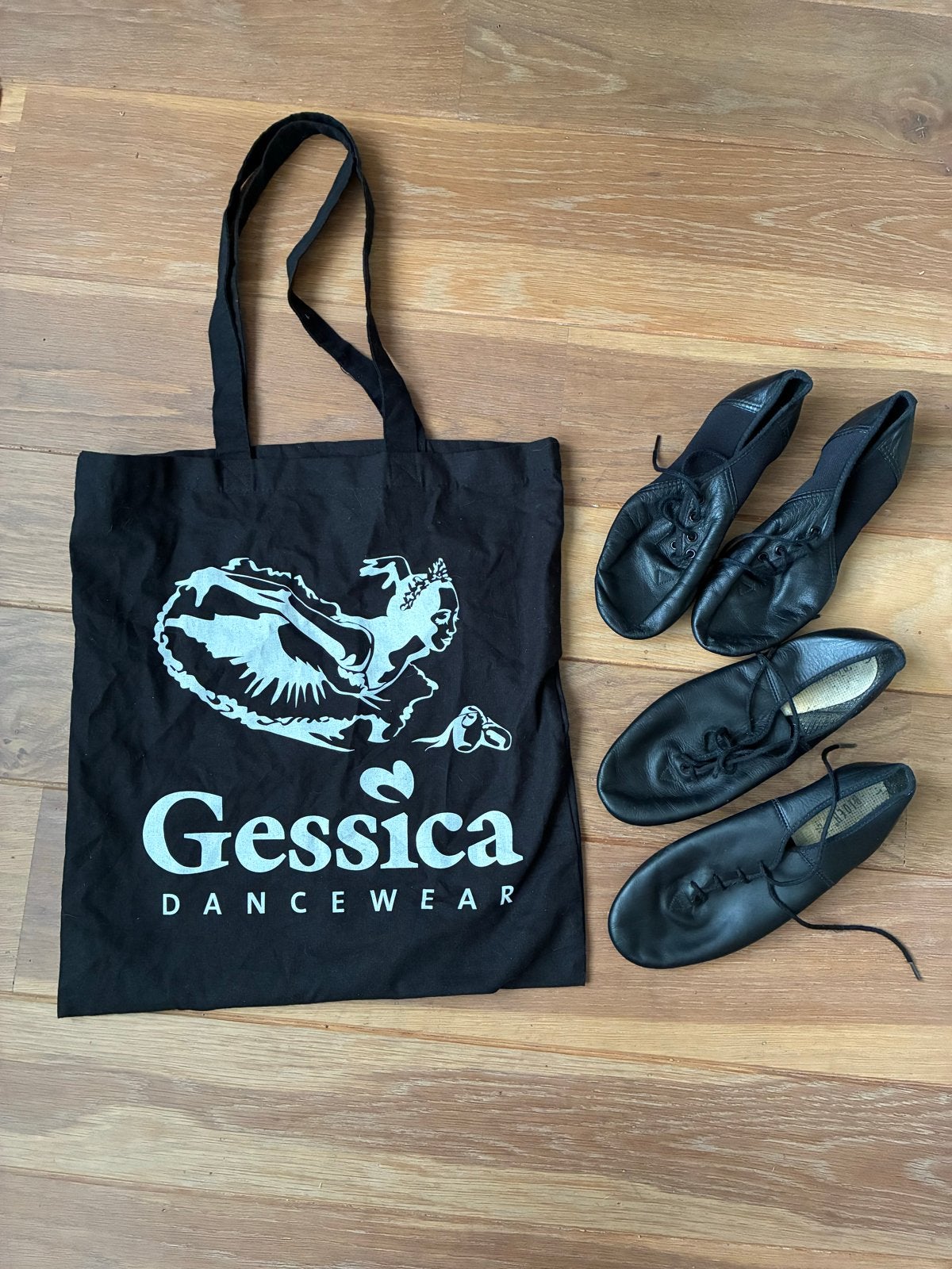 2 paar Bloch Leren Jazzschoenen - Maat 37,5, Ophalen of Verzenden, Gebruikt, Schoenen