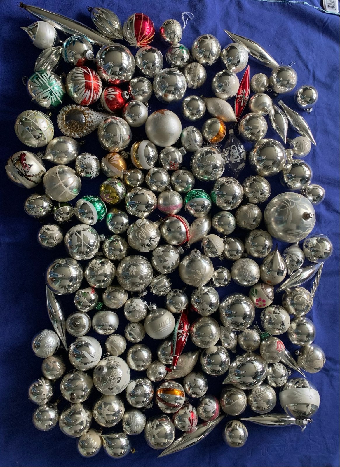 Ruim 140 vintage kerstballen, Diversen, Ophalen, Gebruikt