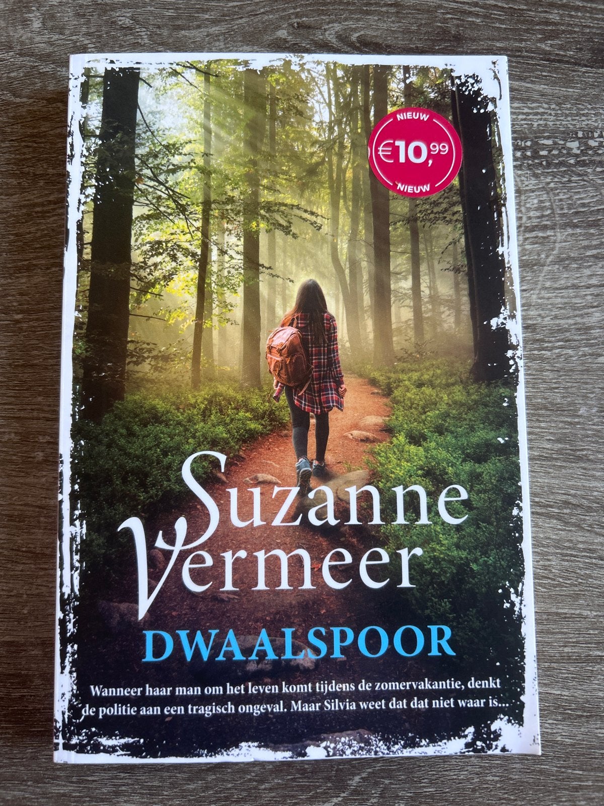 Dwaalspoor - Suzanne Vermeer (Nieuwstaat), Ophalen of Verzenden, Zo goed als nieuw, Nederland