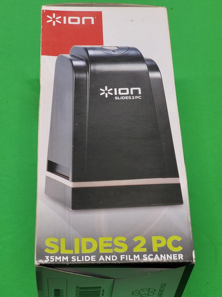 ION Slides 2 PC 35mm Dia- en Filmscanner, Support@ionaudio.com, 200 Scenic View Drive, Cumberland, RI 02864, USA, Diascanner, ION