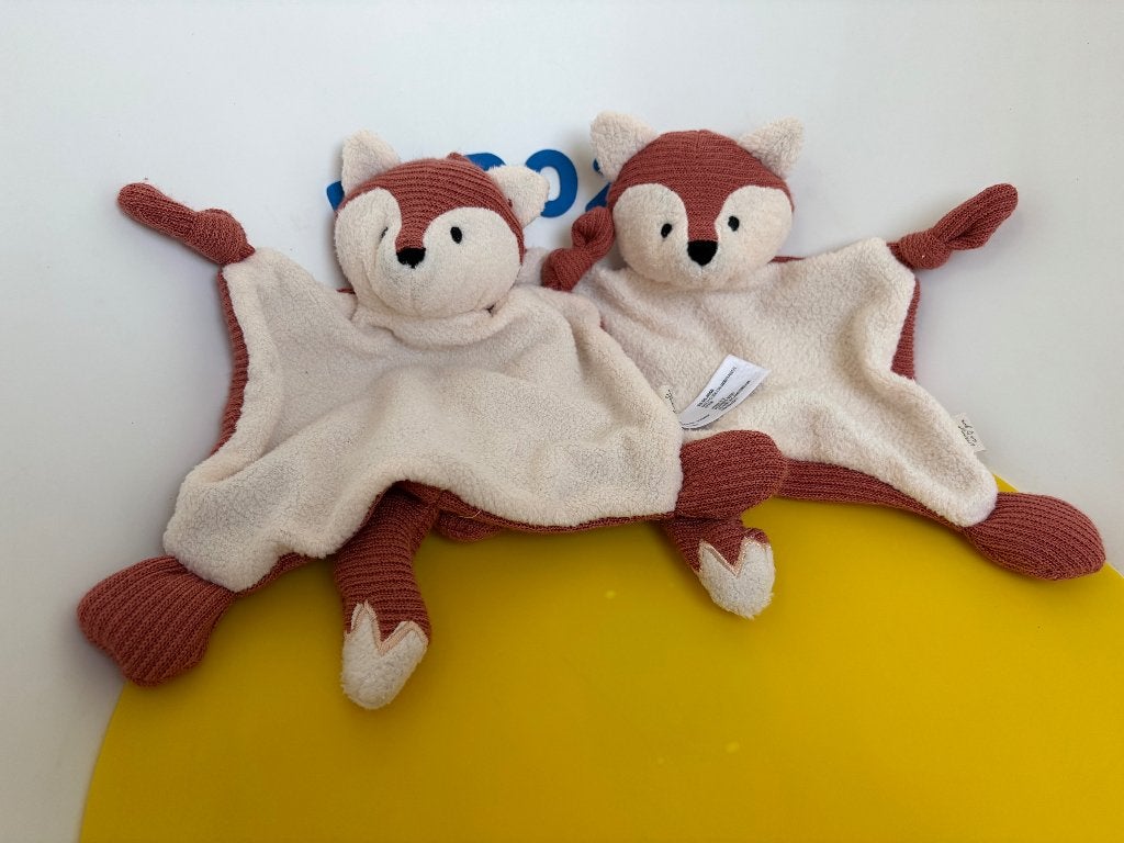K2754 hema vos rood wit 2x, Kinderen en Baby's, Speelgoed | Knuffels en Pluche, Ophalen of Verzenden, Zo goed als nieuw, Overige typen
