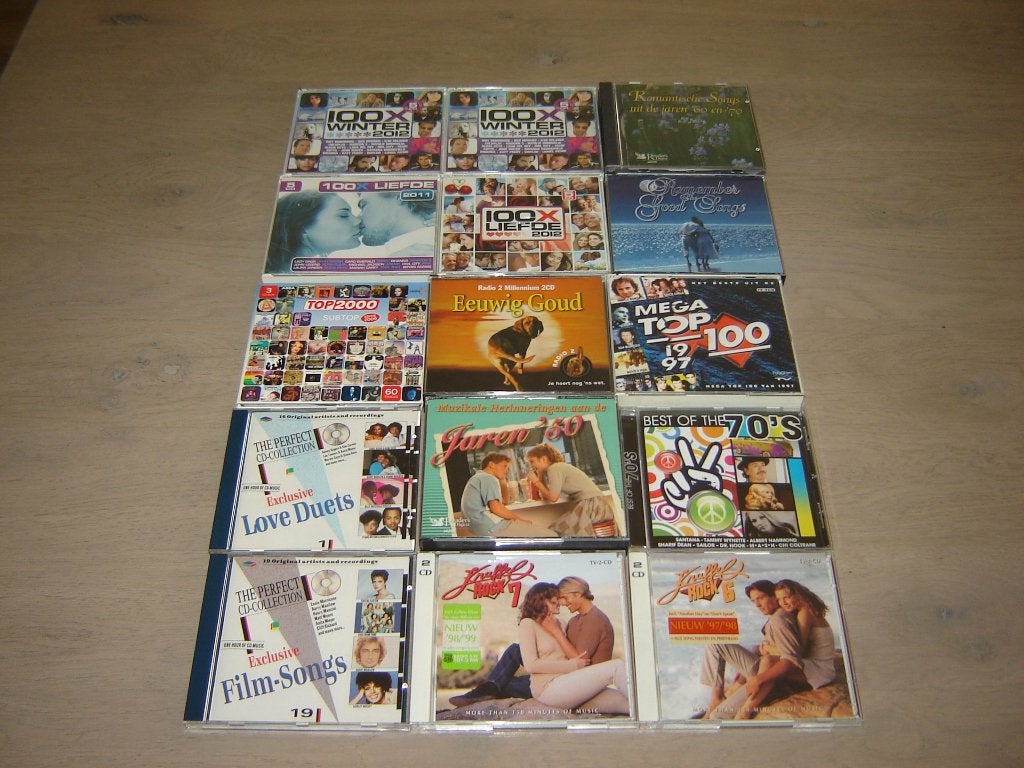 CD VERZAMELALBUMS (2) !!, Ophalen of Verzenden, Zo goed als nieuw, Pop