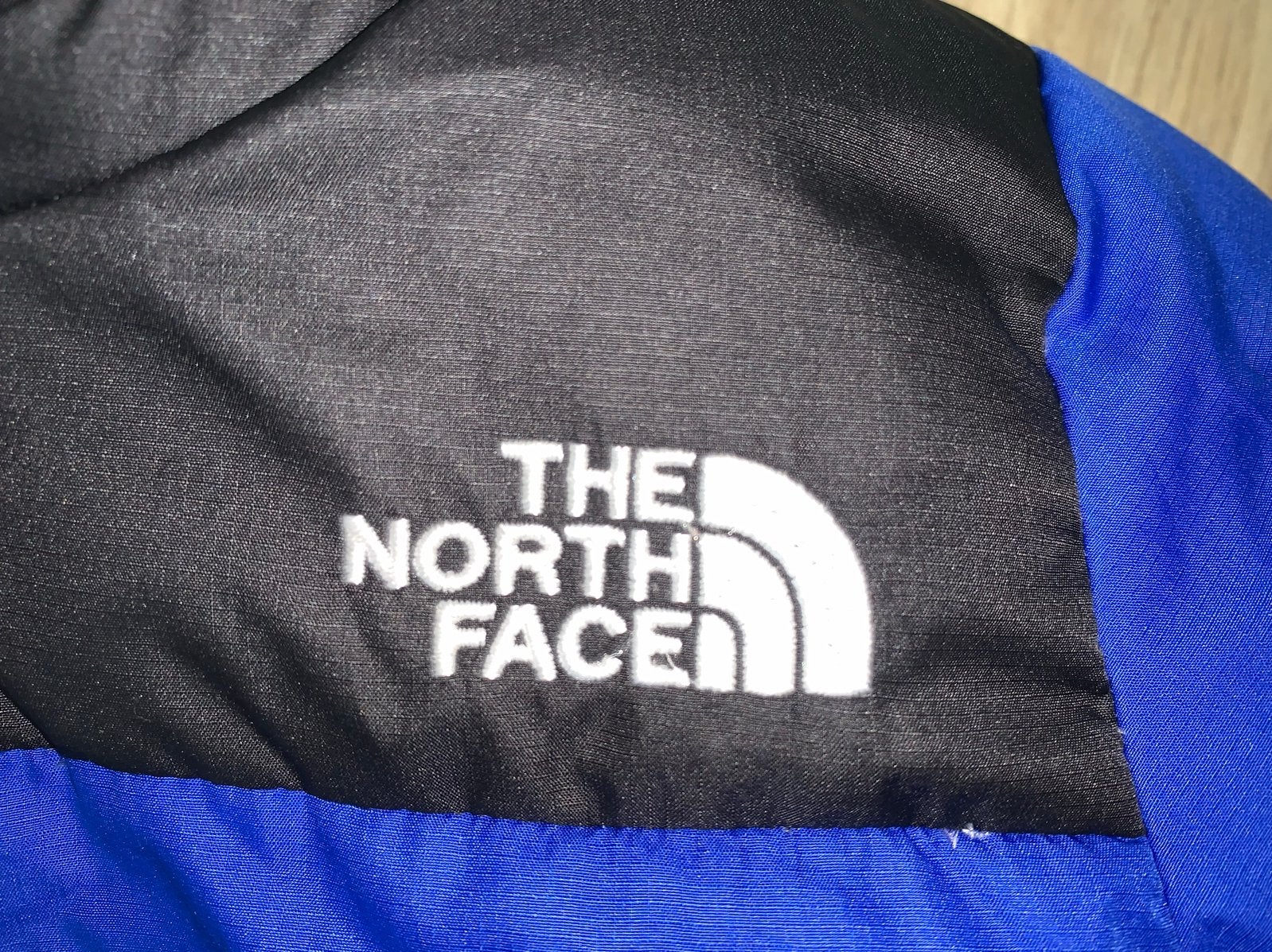 The North Face 550 Puffer Jas Blauw Zwart Kinderen van, Kinderen en Baby's, Babykleding | Maat 86, Ophalen of Verzenden, Zo goed als nieuw