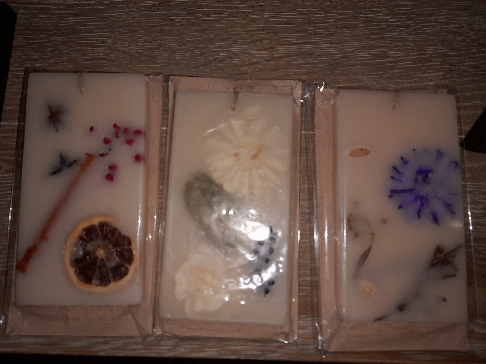Nieuw in Plastic Wax Gedroogde bloemen hanger 3 stuks, Ophalen of Verzenden