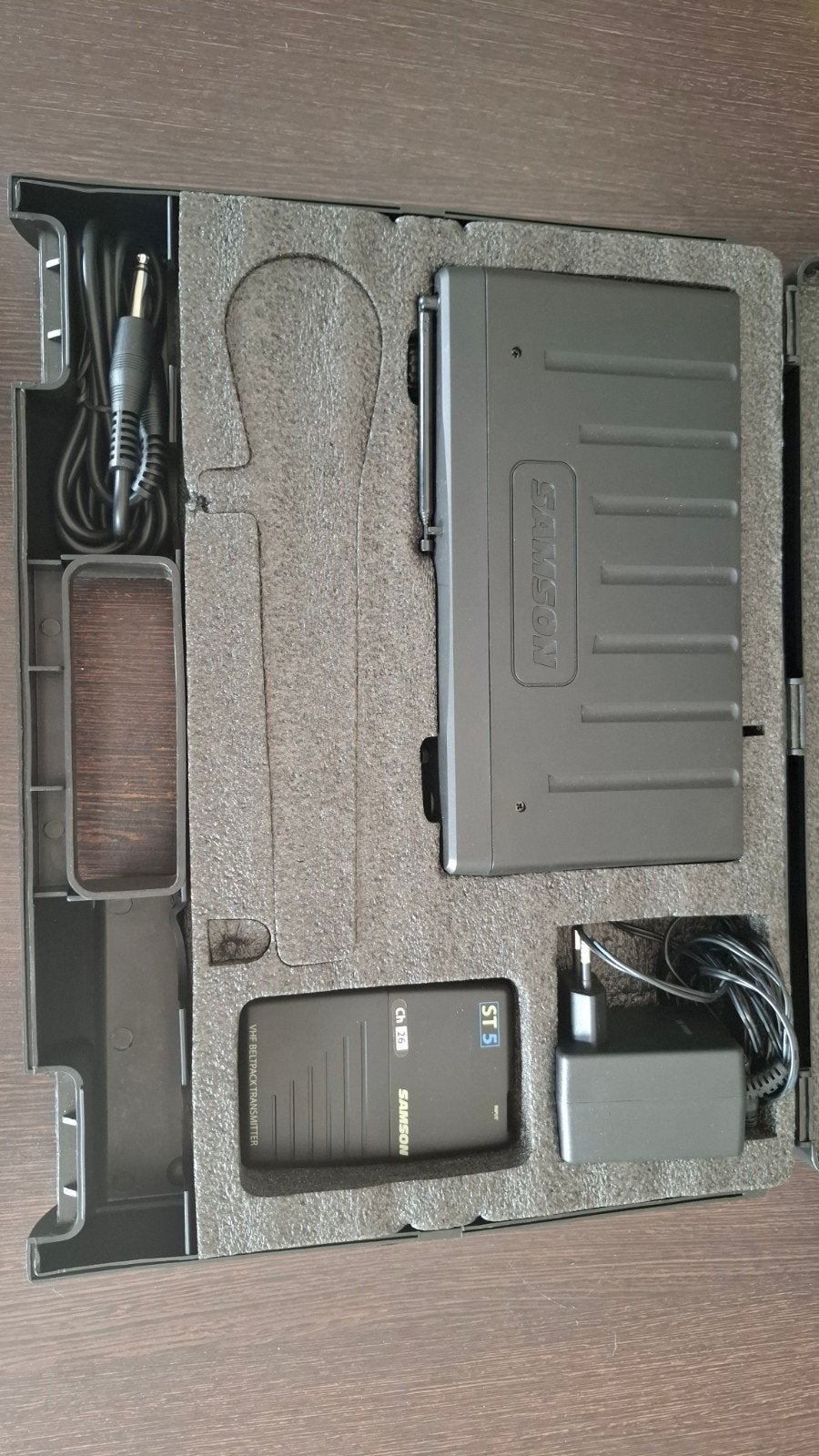Headset, Samson Stage 5 VHF Draadloos Microfoonsysteem ST5, Ophalen, Gebruikt, Zangmicrofoon, Draadloos