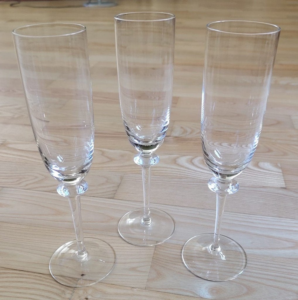 Champagneglas 3 stuks, Ophalen of Verzenden, Zo goed als nieuw, Borrel- of Shotglas