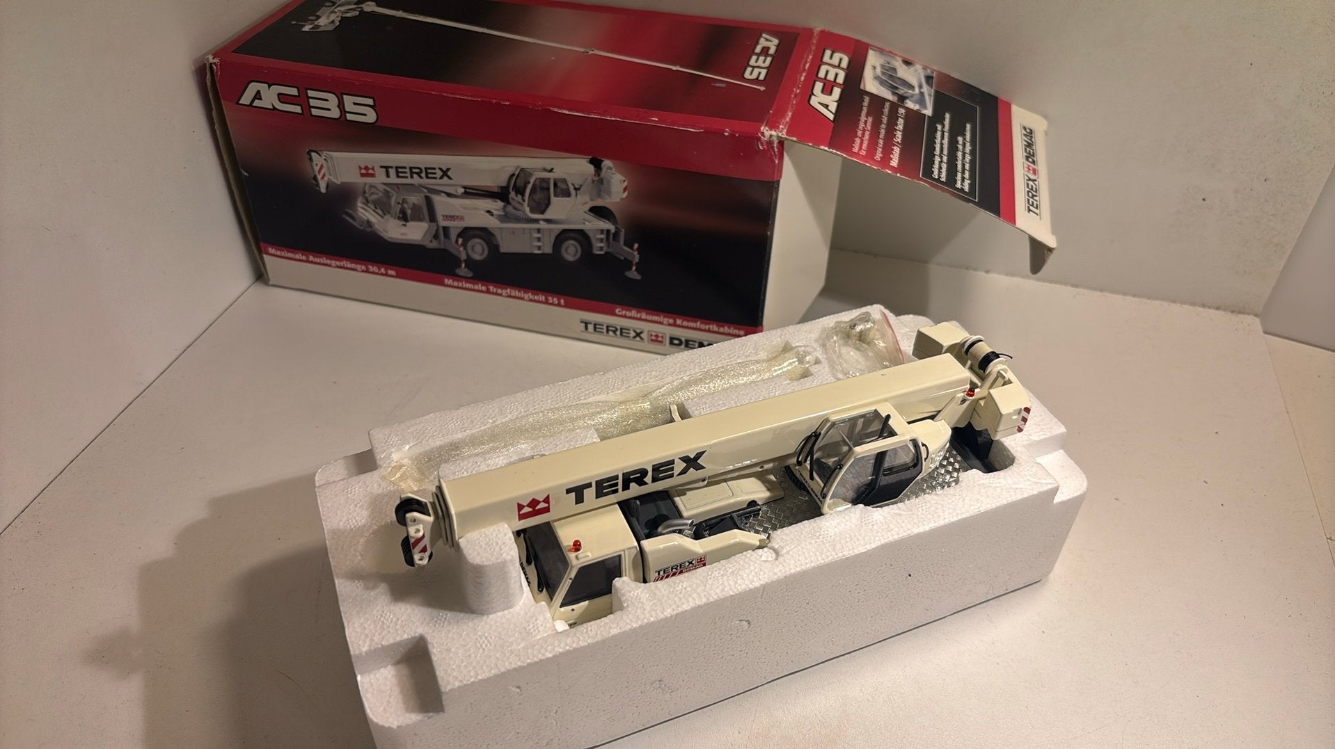Terex demag ac35 mobile crane /box NZG 1.50, Hobby en Vrije tijd, NZG, Ophalen of Verzenden, Hijskraan, Tractor of Landbouw, A