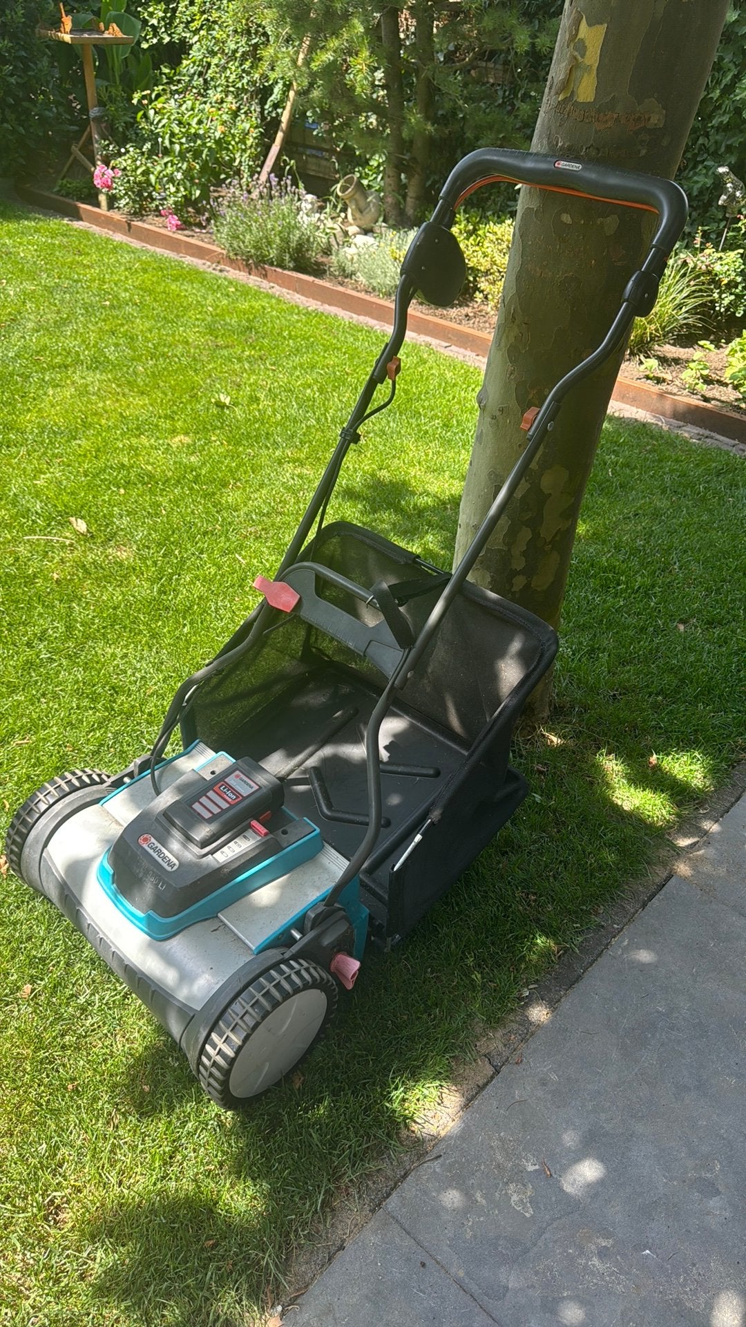 Gardena accu grasmaaier 360 LI, Tuin en Terras, Grasmaaiers, Ophalen, Gebruikt, Accu-grasmaaier, 40 t/m 49 cm