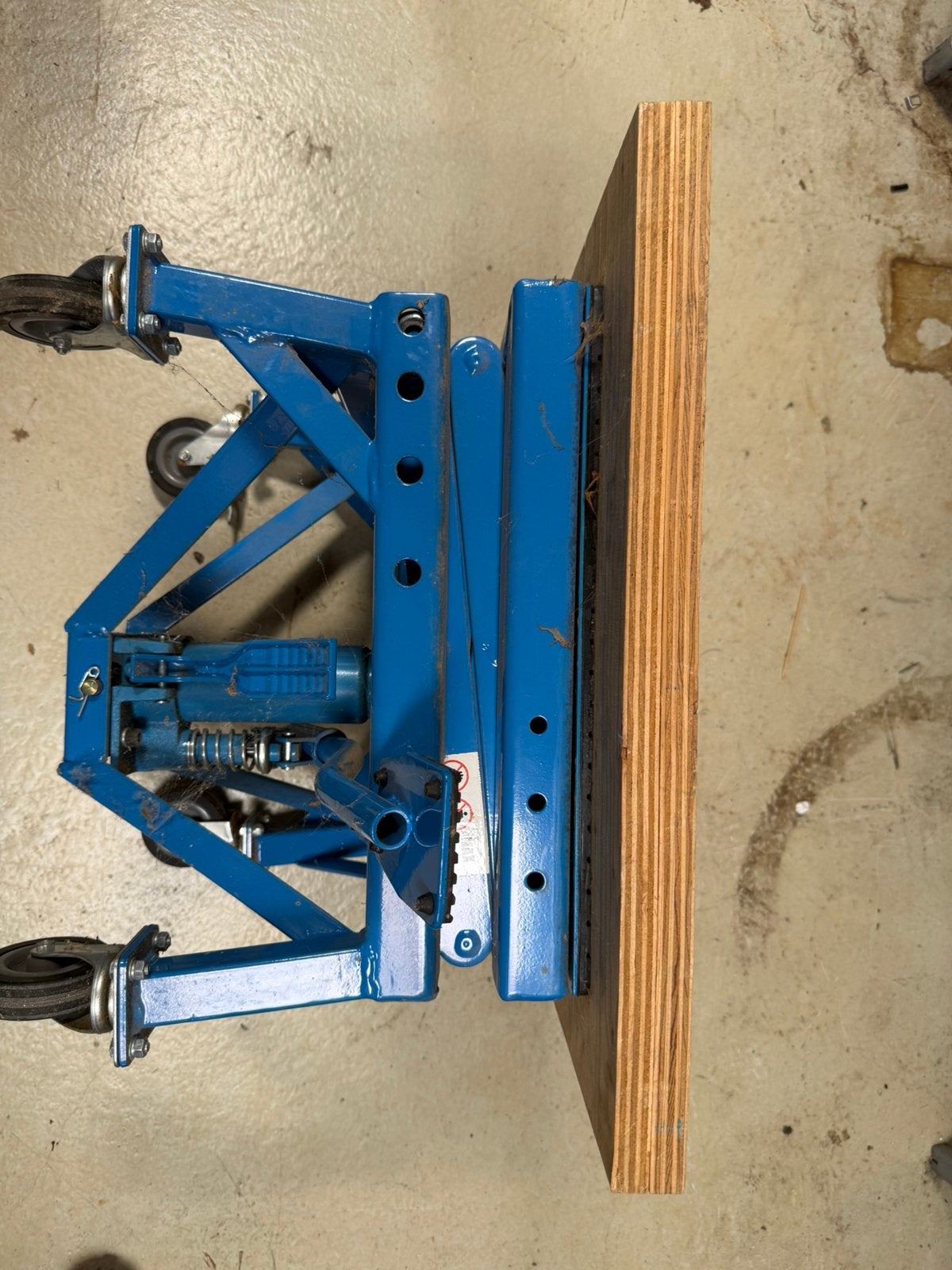 Schaarheftafel motorlift Mammuth 135 kg, Ophalen, Gebruikt
