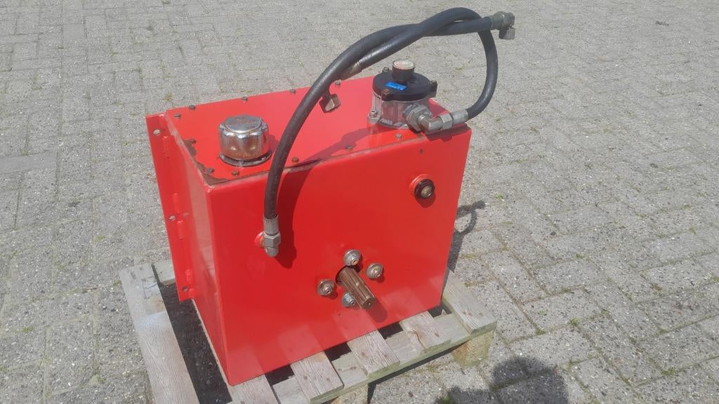 Hydrauliekunit op aftakas  (houtklover kraan versnipperraar), Tuin en Terras, Kloofmachines, Ophalen, Gebruikt, Staand, Onbekend