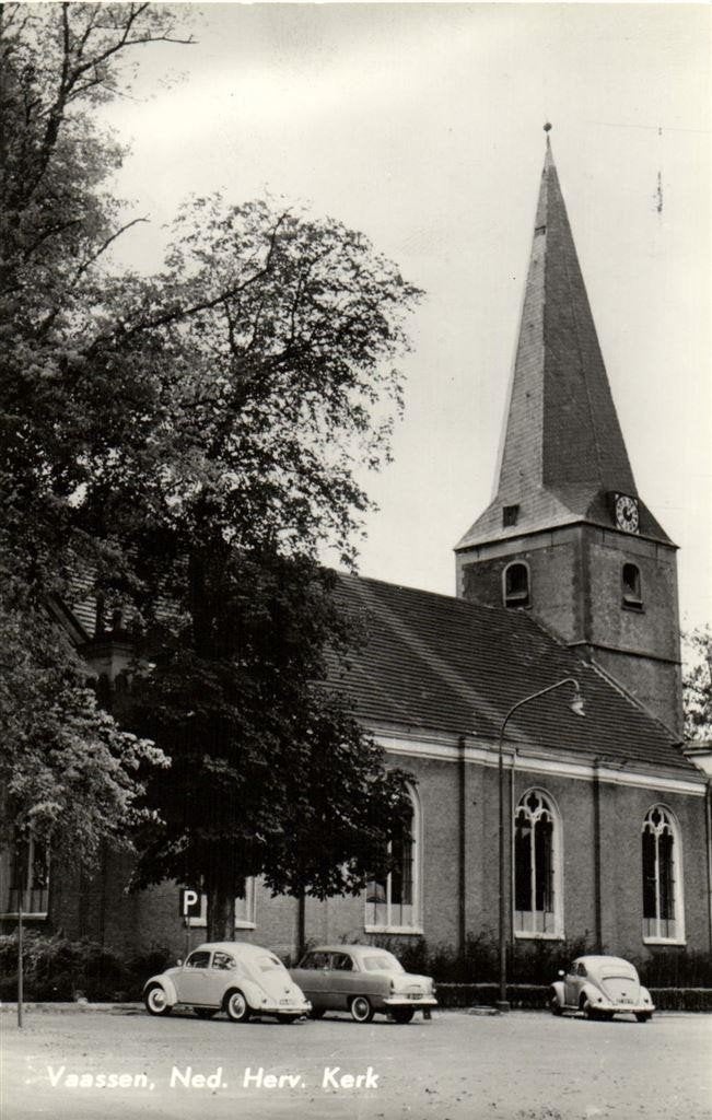 Vaassen, Ned. Herv. Kerk - VW-kever - ongelopen, Verzamelen, Ophalen of Verzenden, 1960 tot 1980, Ongelopen, Gelderland