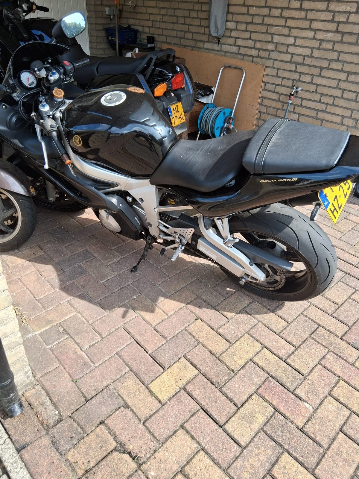 Te koop: Yamaha R6 600 cc bouwjaar 2000