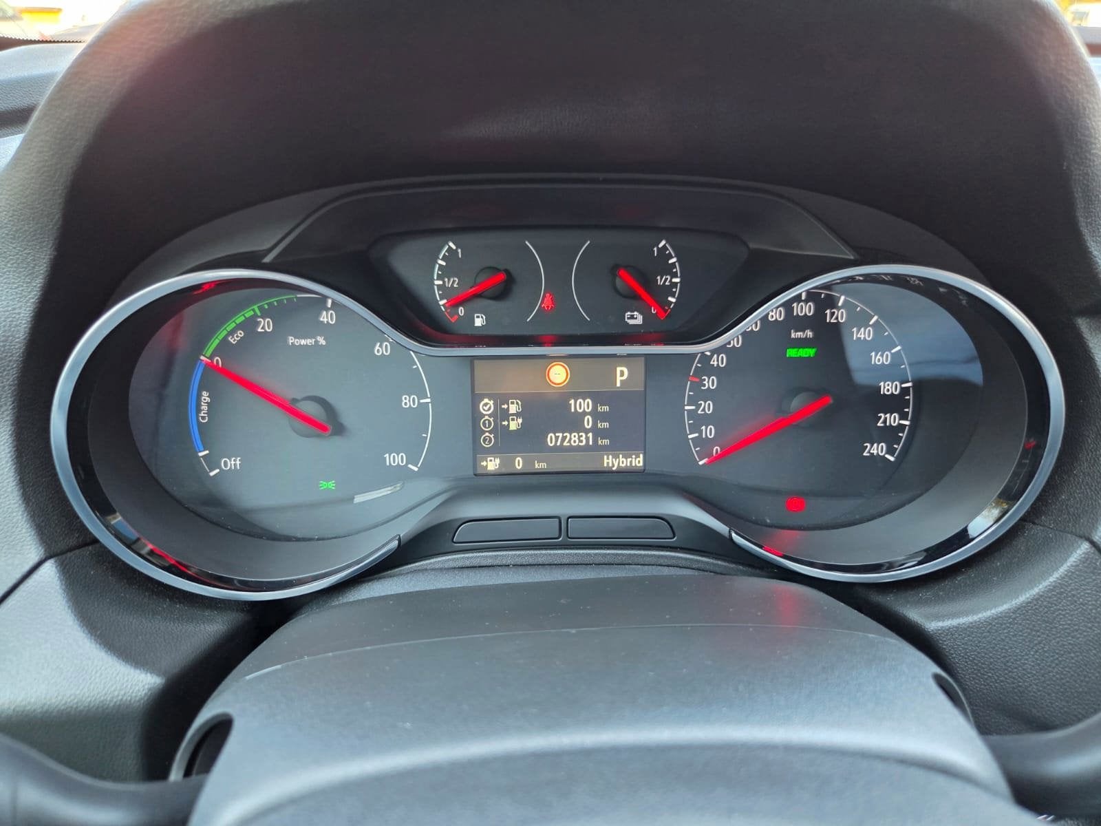 Opel GRANDLAND X 1.6 Turbo Hybrid4 Business Executive, Auto's, Automaat, Dealer onderhouden, 77 km/l, 4 cilinders