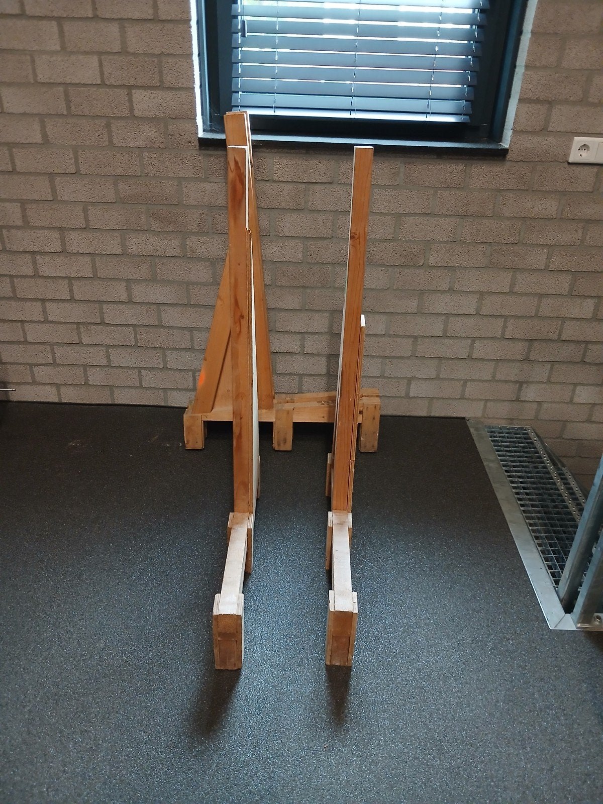 Gipsplaat bokken (4 stuks), Ophalen, Gebruikt