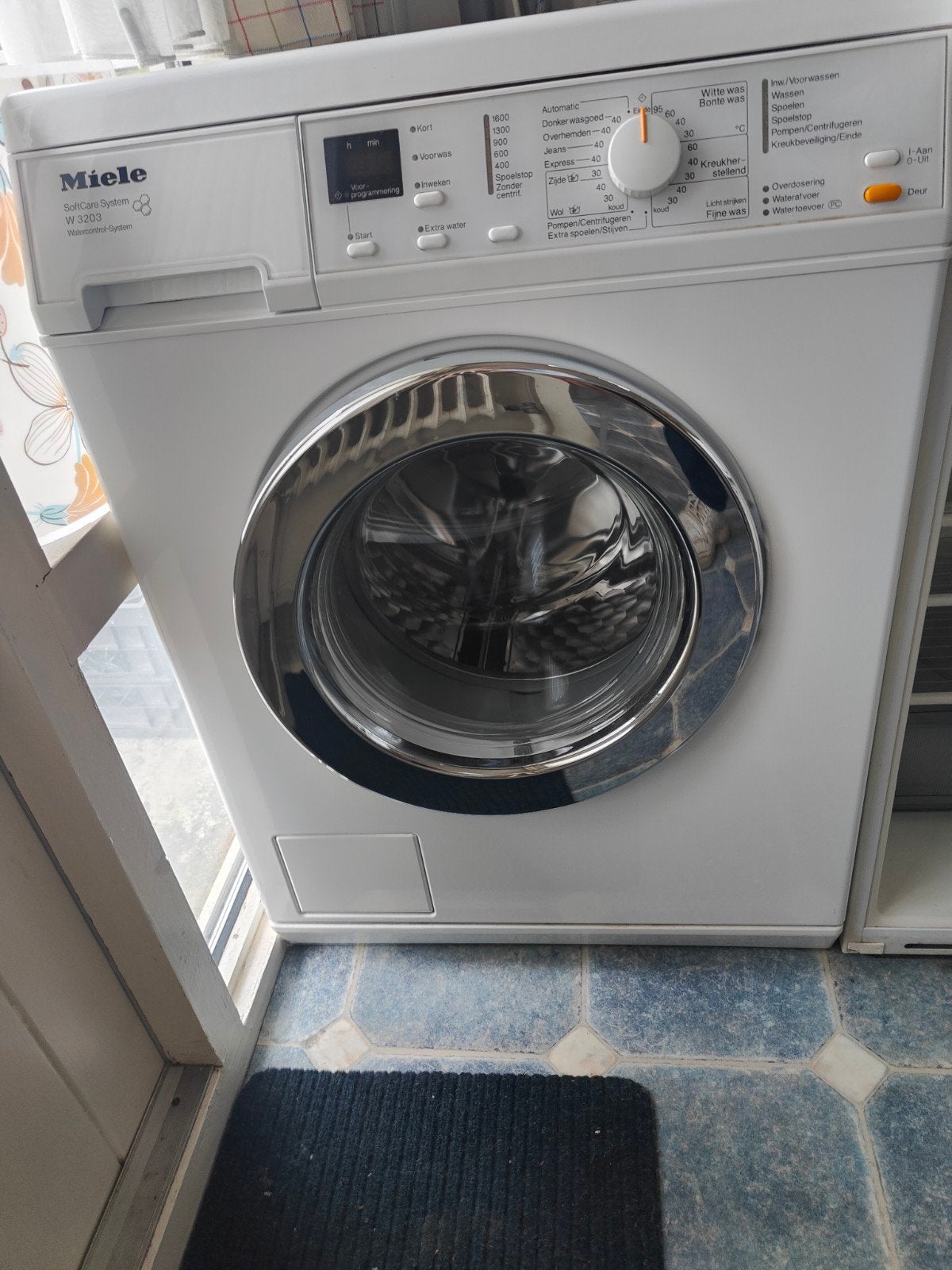 Miele W3203 Wasmachine - Betrouwbaar en Efficiënt, Ophalen