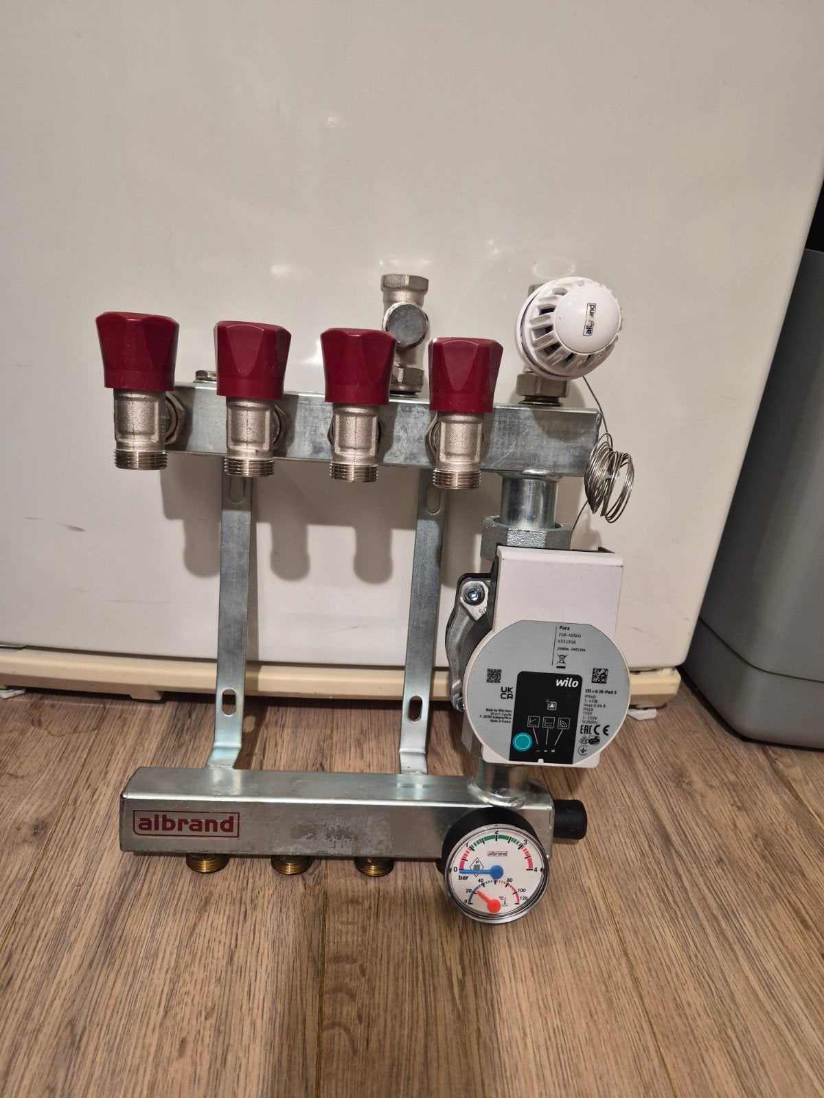 Albrand 4 groeps vloerverwarmings verdeler, Ophalen, Minder dan 30 cm, Overige typen, Nieuw