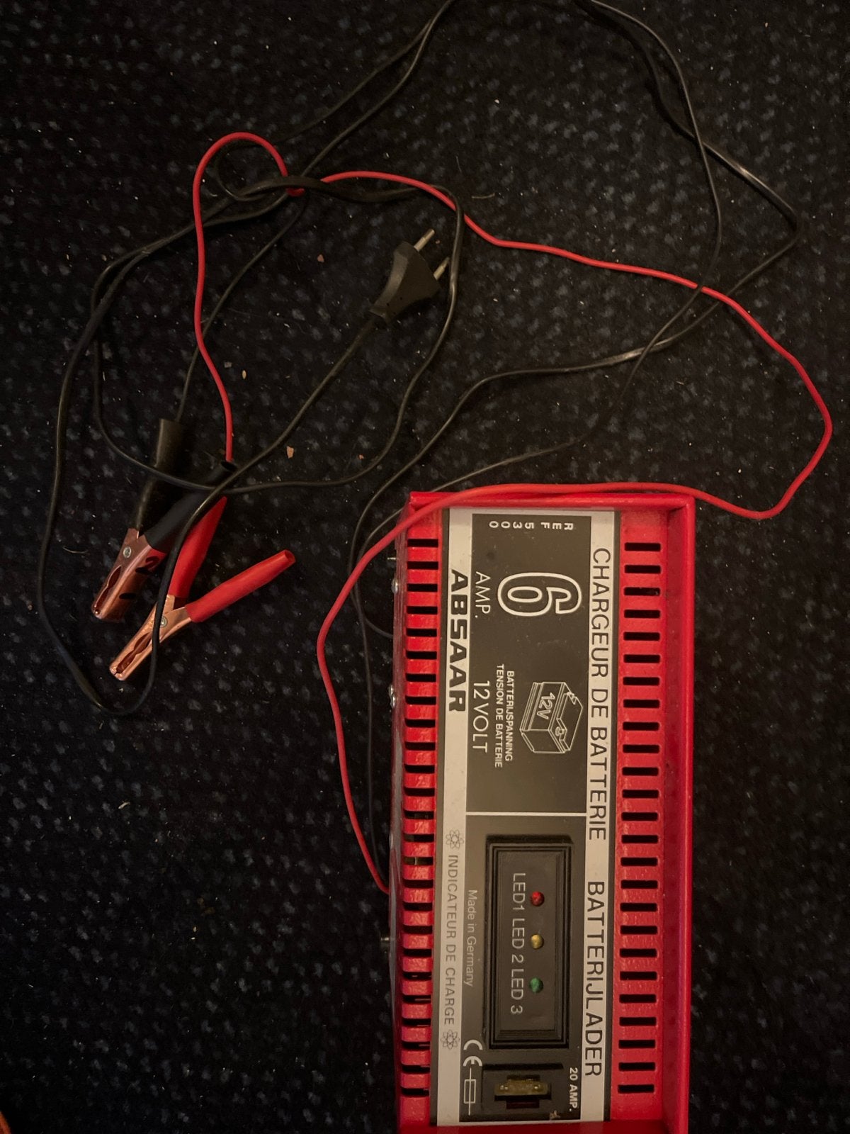 Absaar Acculader 6 Amp 12 Volt - REF 5300, Auto-onderdelen, Accu's en Toebehoren, Ophalen of Verzenden, Gebruikt