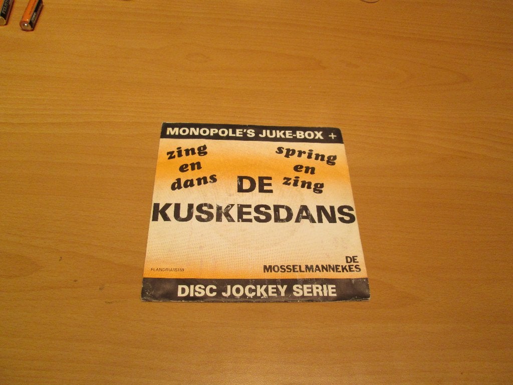 De Mosselmannekes ‎- Zing En Dans... De Kuskesdans / Spring, Ophalen of Verzenden, Gebruikt, Pop