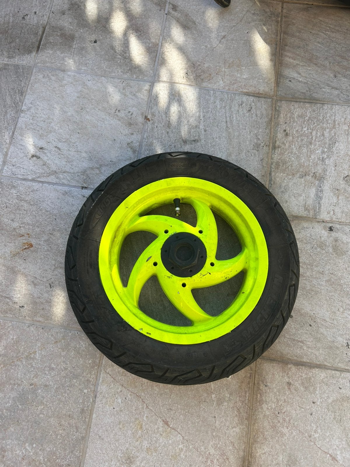Gilera runner sp kleine trommel achter velg 12inch onderdeel, Motoren, Ophalen of Verzenden