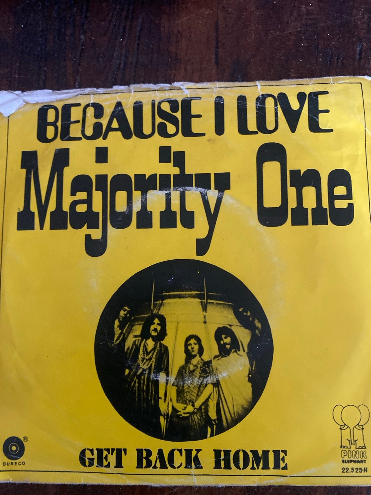 Majority One - Because I Love / Get Back Home (7 inch vinyl), Gebruikt, 7 inch, Pop, EP