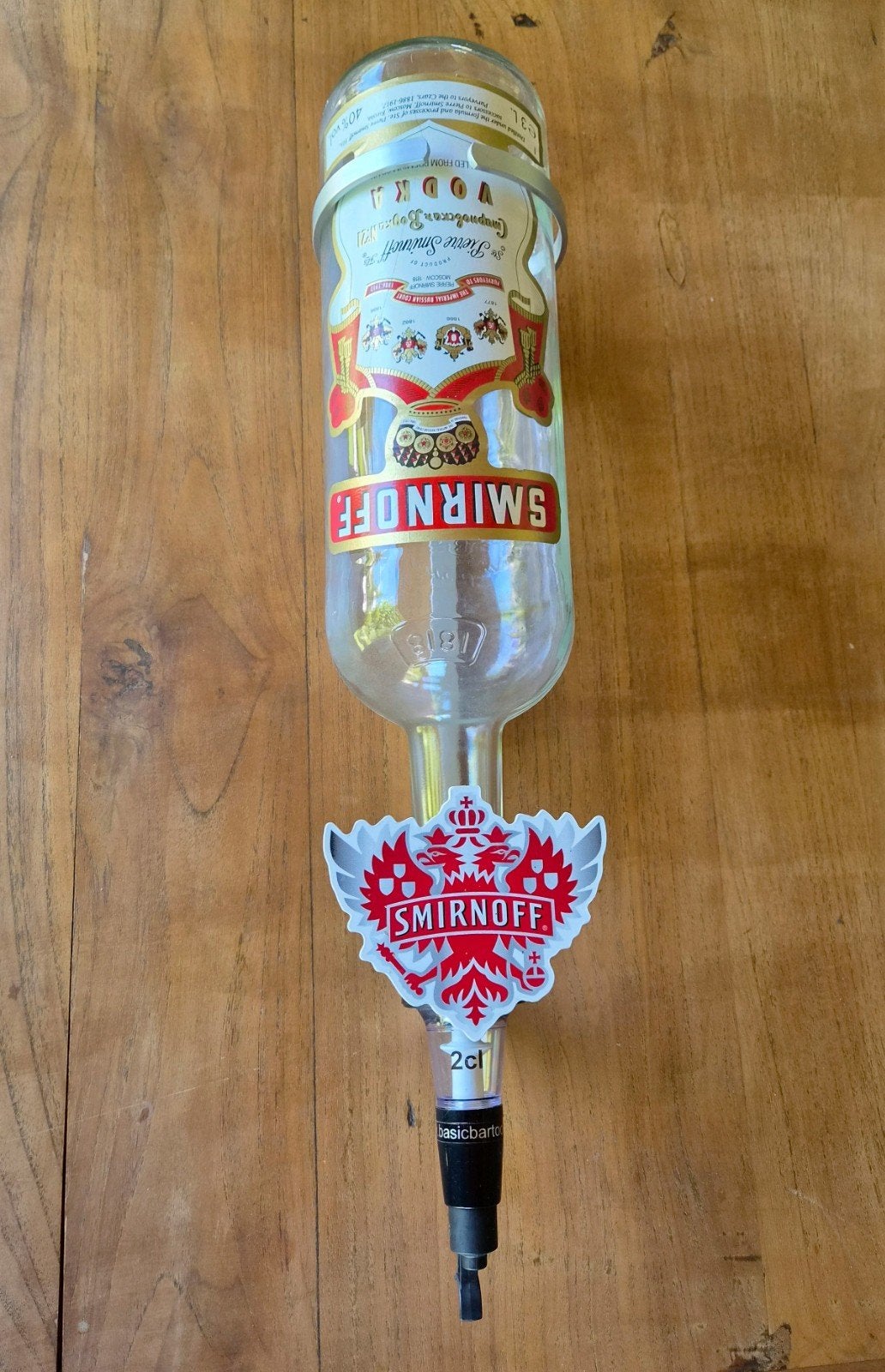 3 liter Smirnoff fles met nondrip dispenser en muurbeugel, Ophalen of Verzenden, Gebruikt