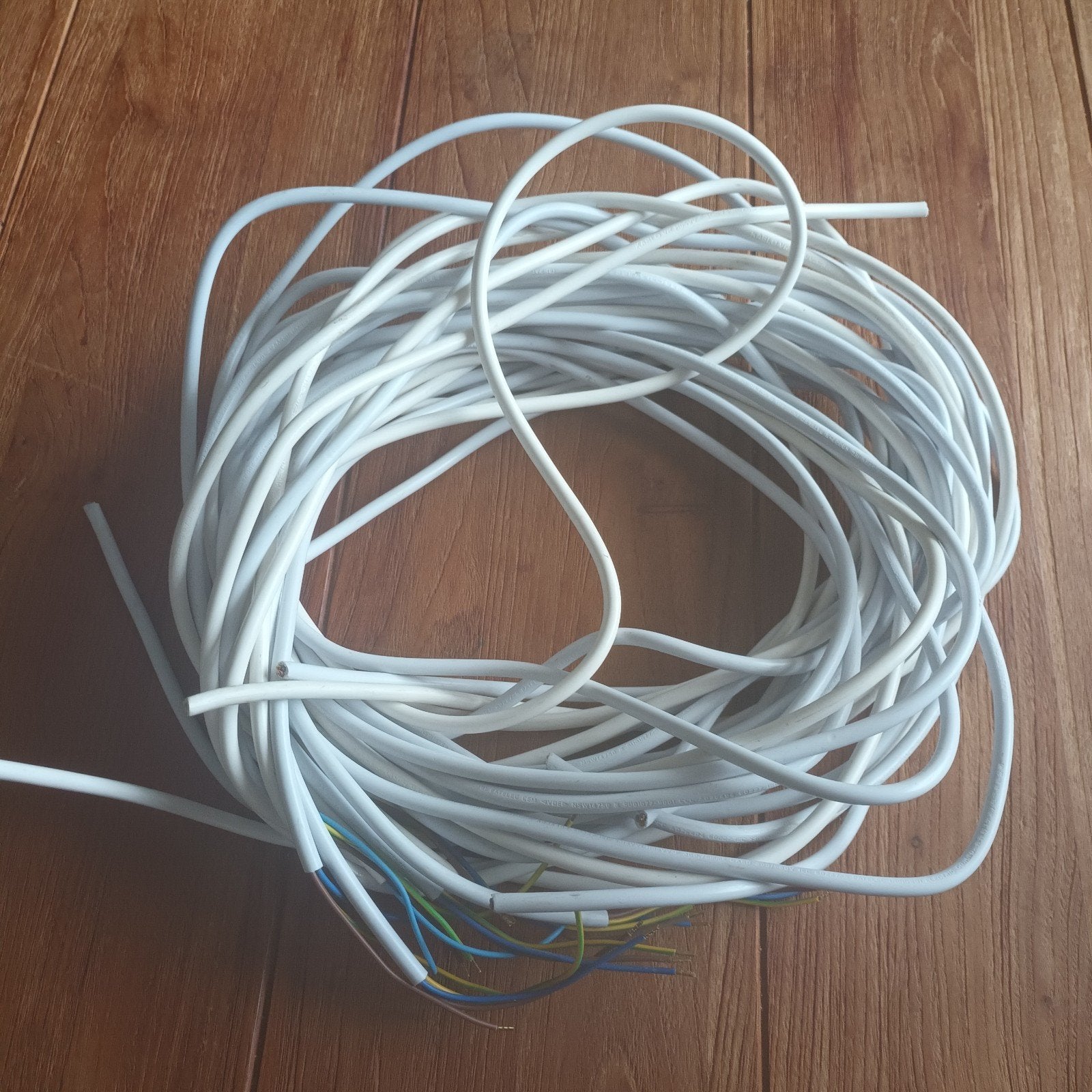 3 aderige kabel, 8st a 3m, Ophalen of Verzenden, Kabel of Snoer